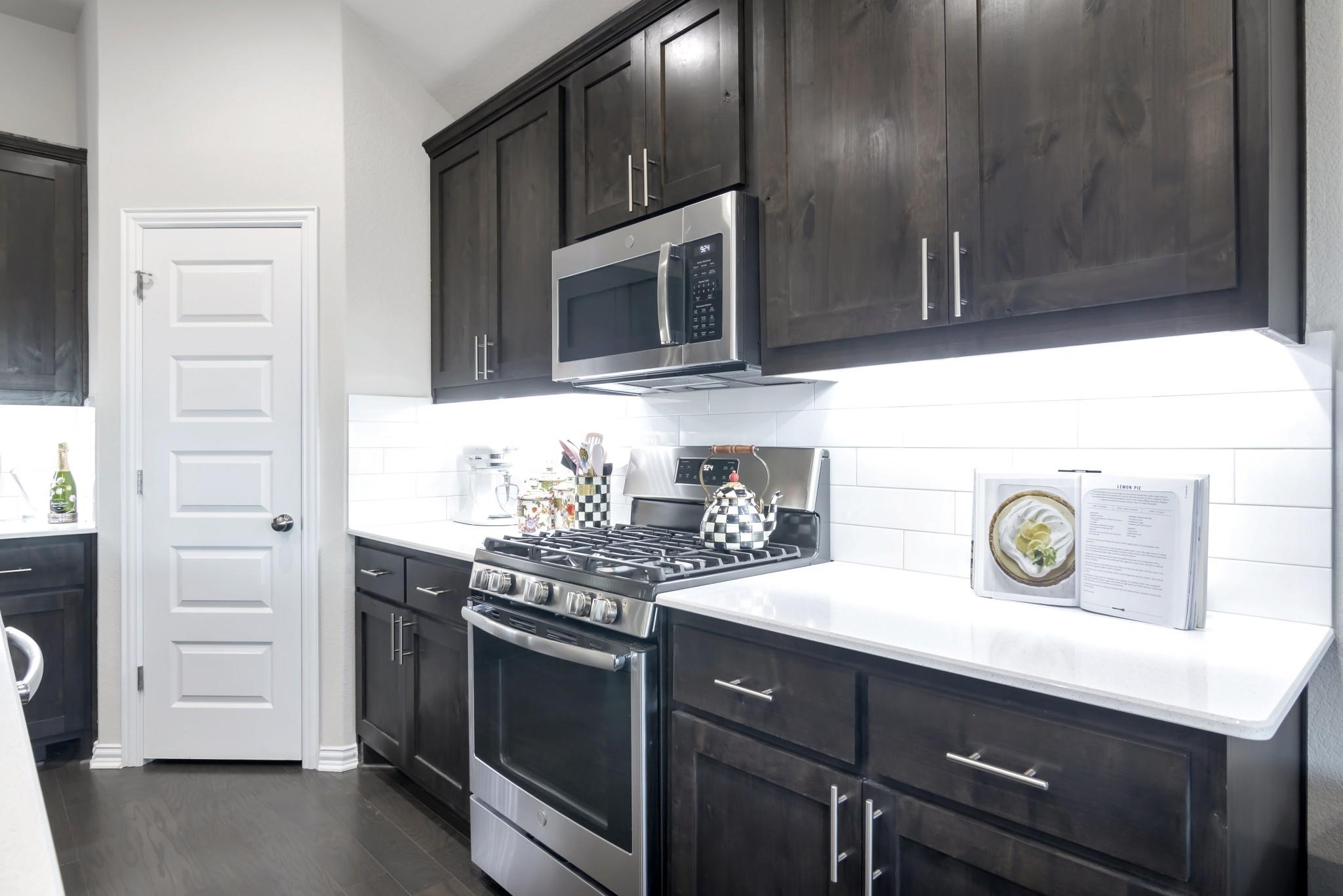 2113 Bonavista Way, Leander, TX 78641