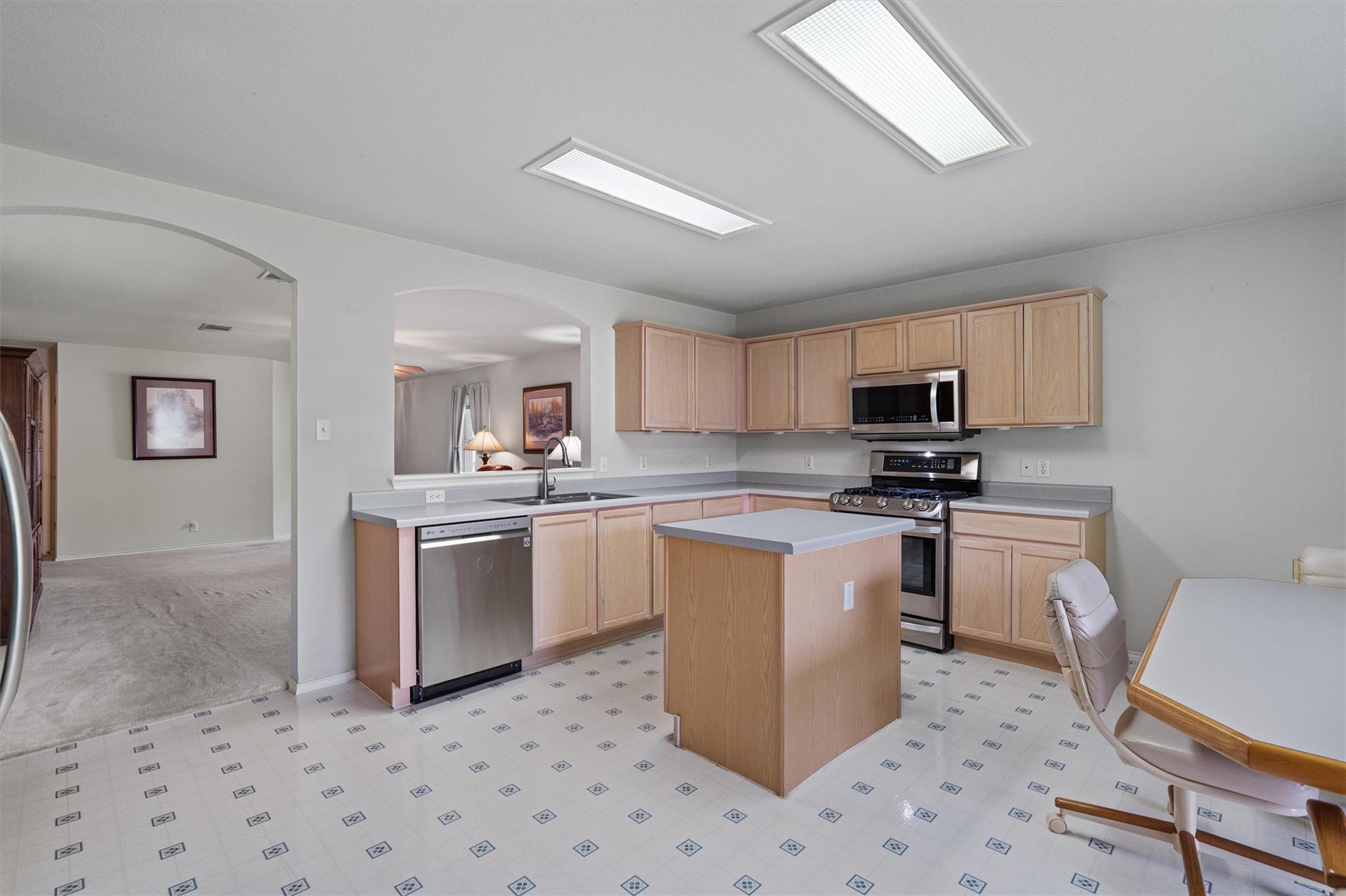 2010 Hawksbury Way, Cedar Park, TX 78613
