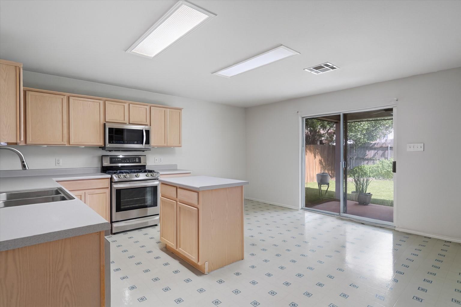 2010 Hawksbury Way, Cedar Park, TX 78613