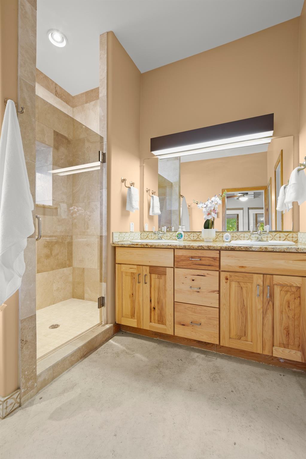 913 Taulbee Ln, Austin, TX 78757