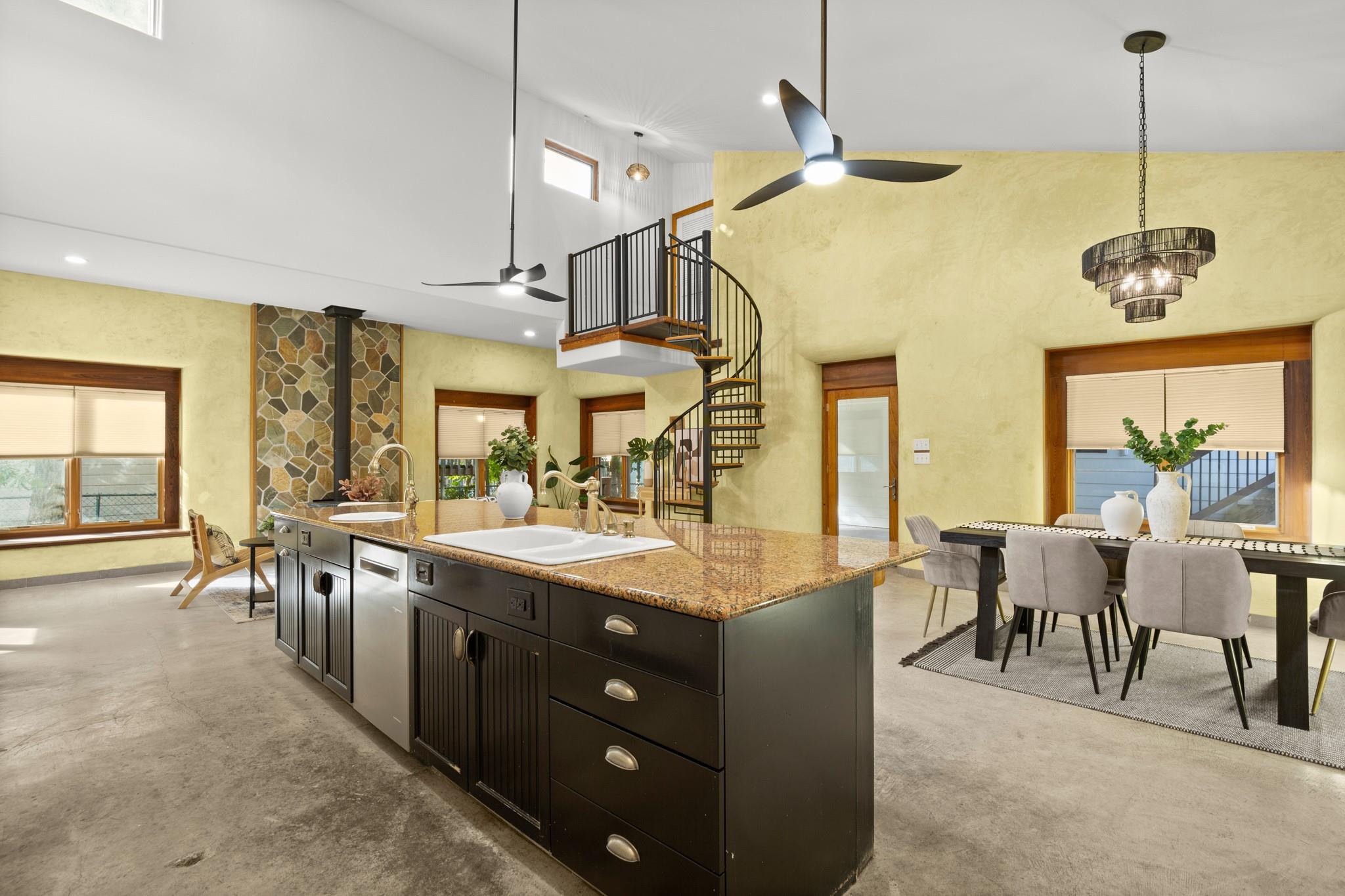 913 Taulbee Ln, Austin, TX 78757