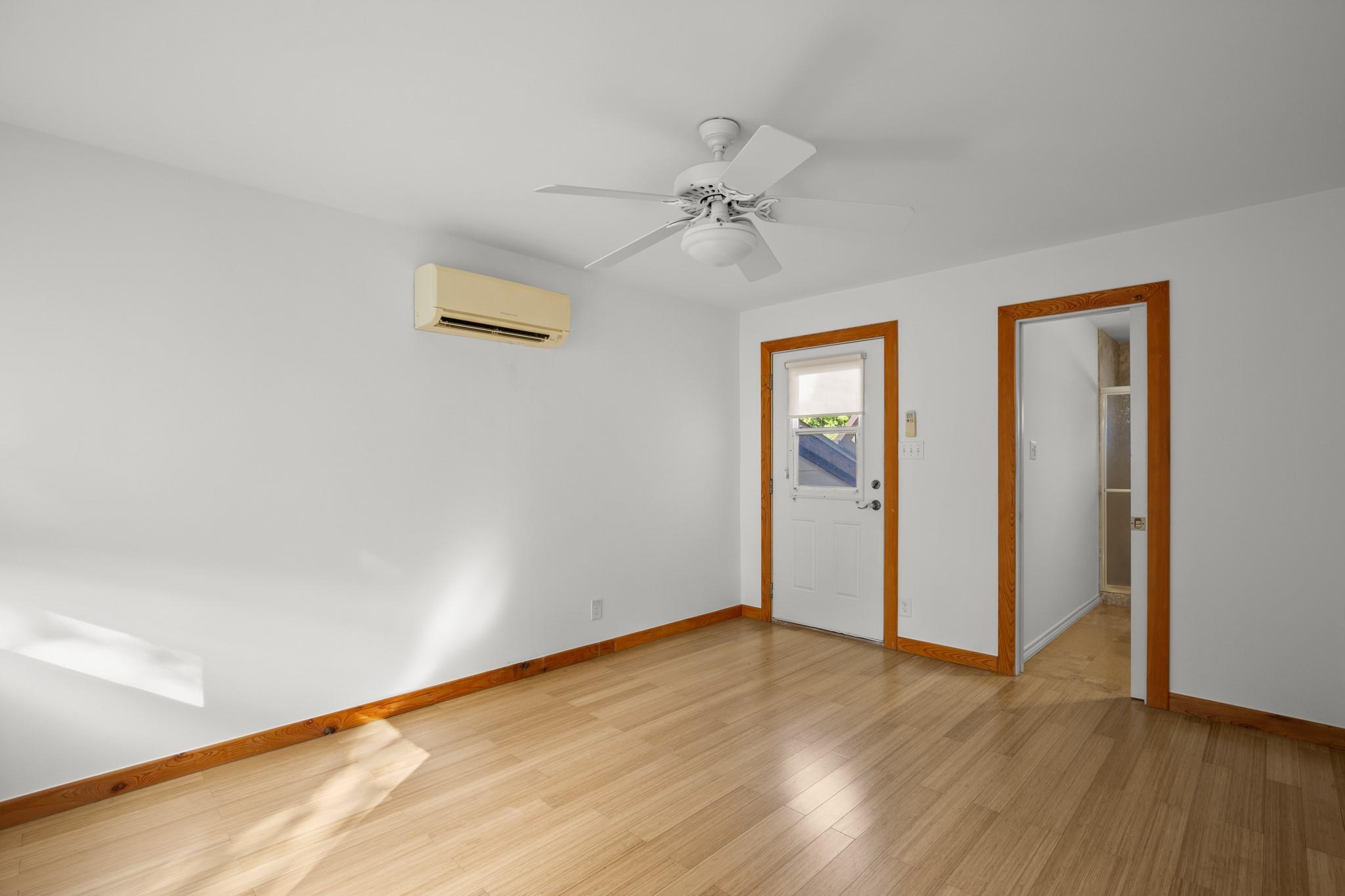 913 Taulbee Ln, Austin, TX 78757