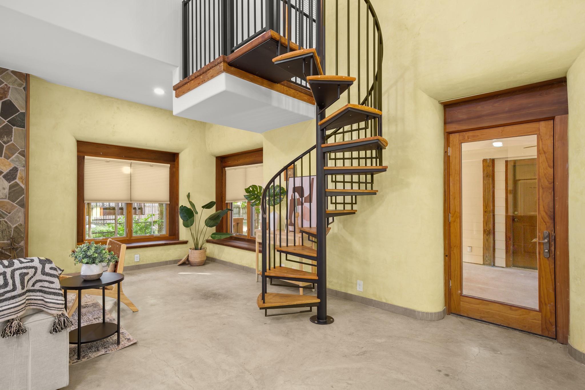 913 Taulbee Ln, Austin, TX 78757