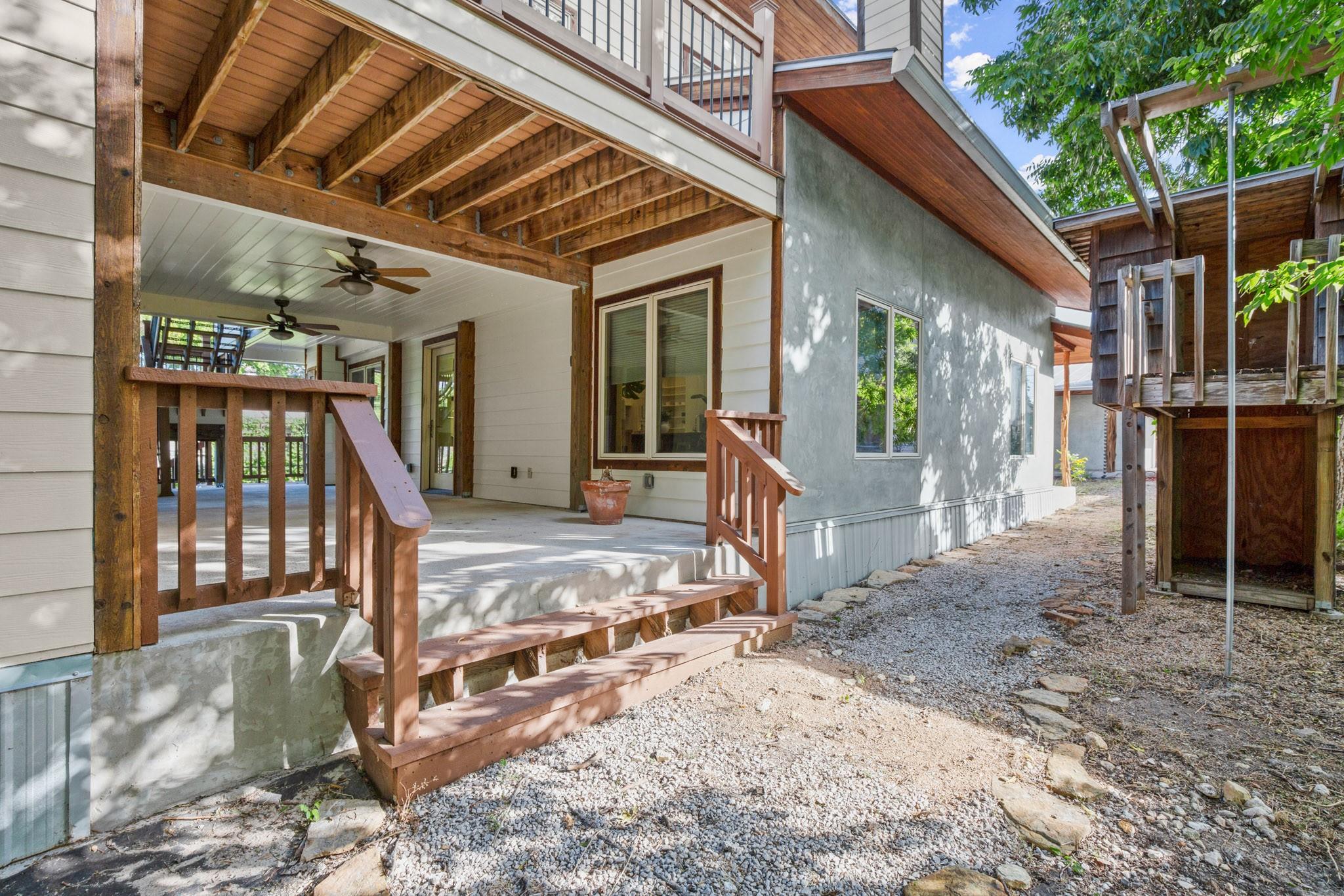 913 Taulbee Ln, Austin, TX 78757