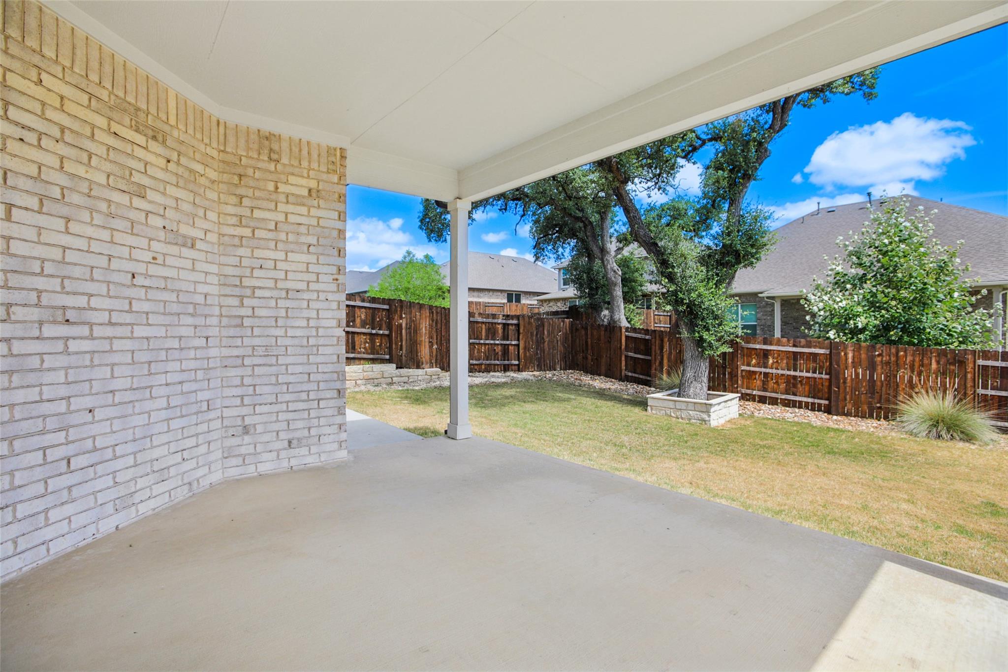 2433 Bear Cub Bnd, Leander, TX 78641
