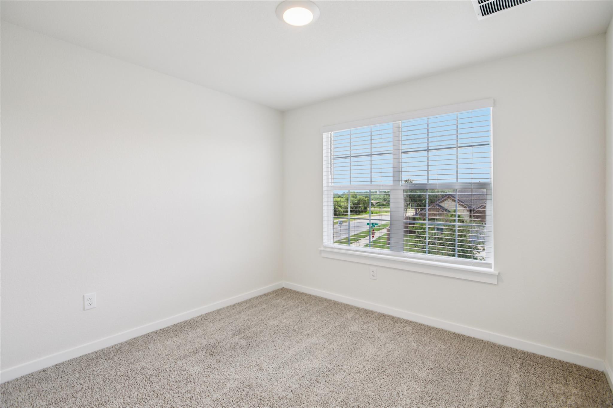 2433 Bear Cub Bnd, Leander, TX 78641