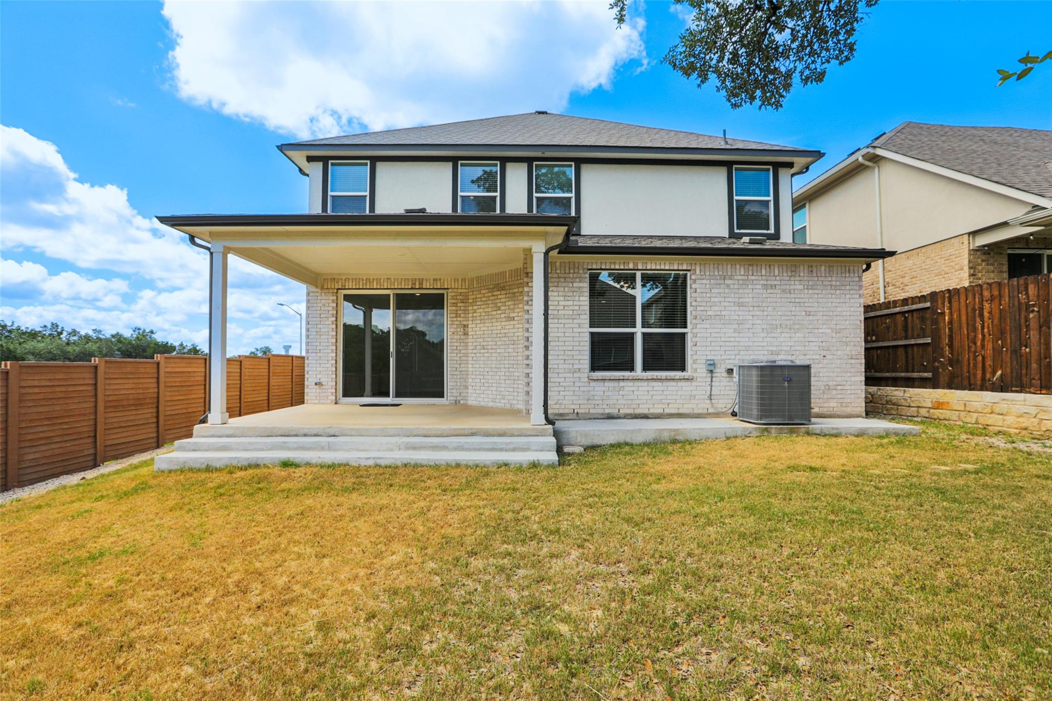 2433 Bear Cub Bnd, Leander, TX 78641