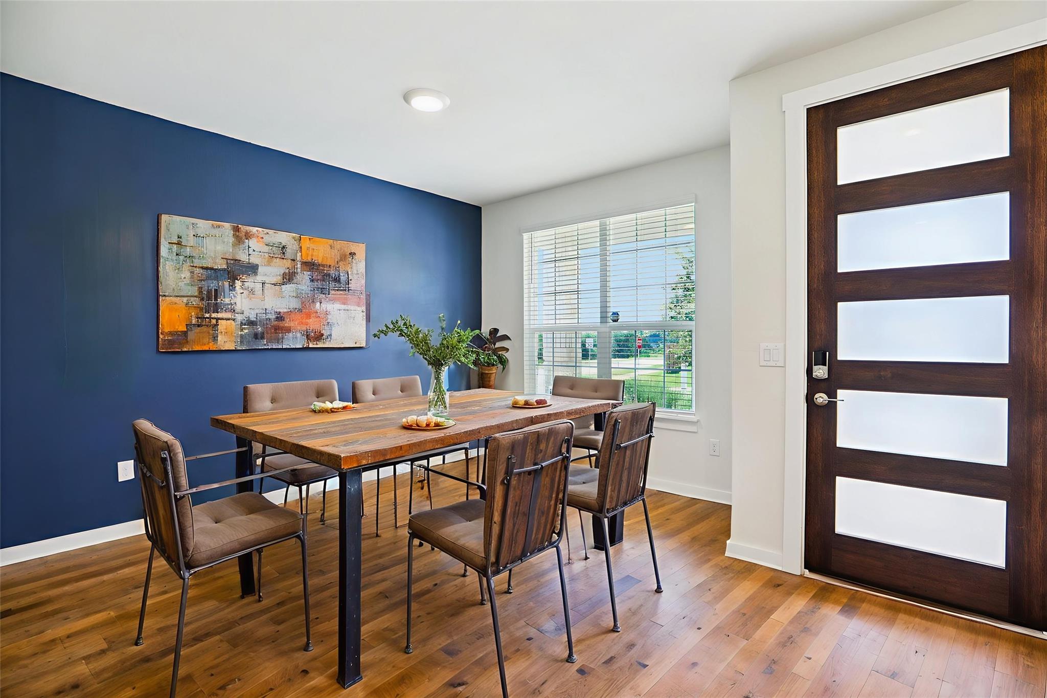 2433 Bear Cub Bnd, Leander, TX 78641