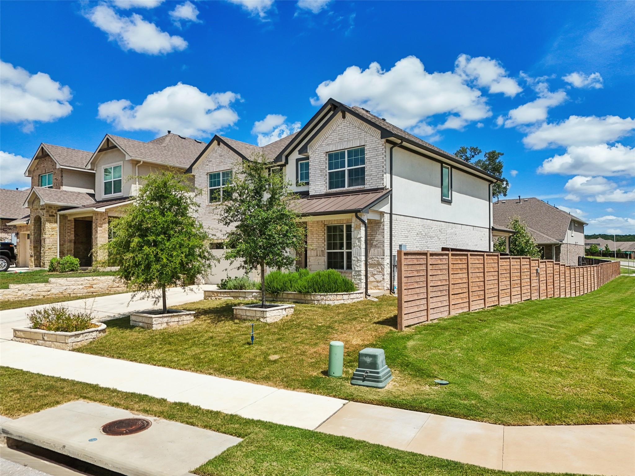 2433 Bear Cub Bnd, Leander, TX 78641