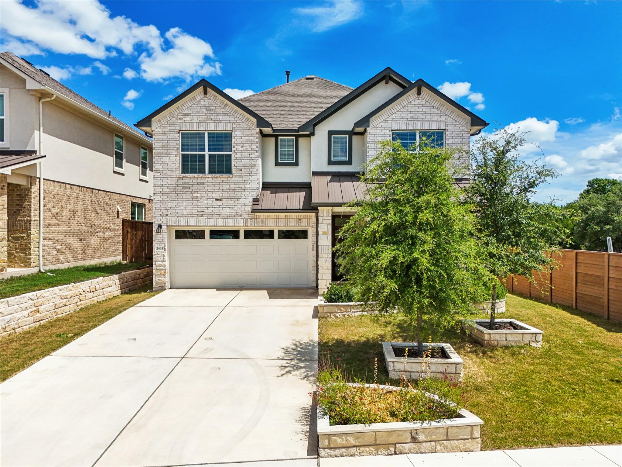 2433 Bear Cub Bnd, Leander, TX 78641