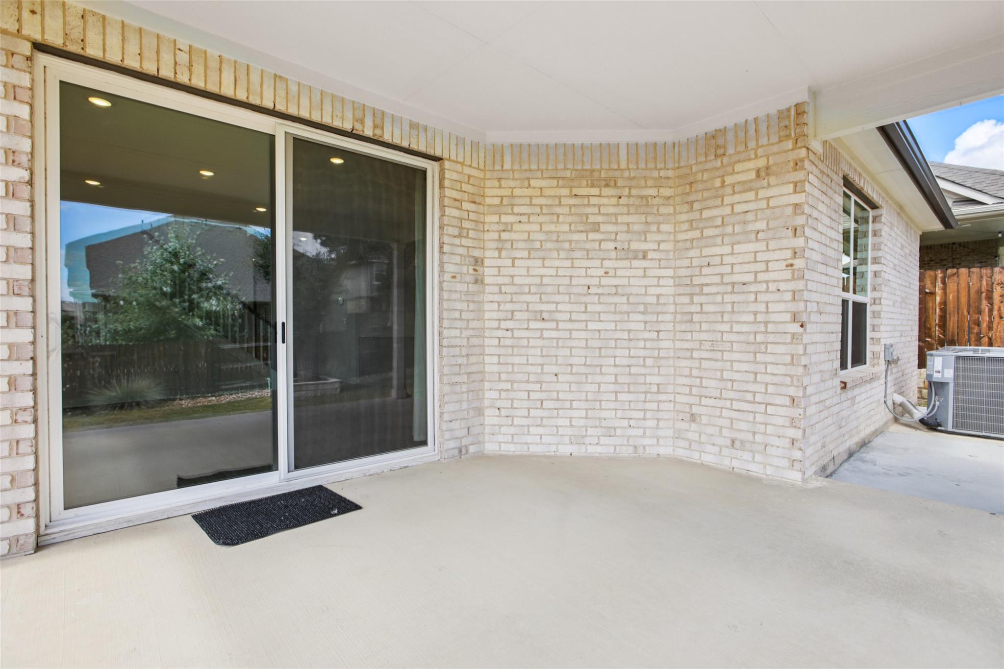 2433 Bear Cub Bnd, Leander, TX 78641