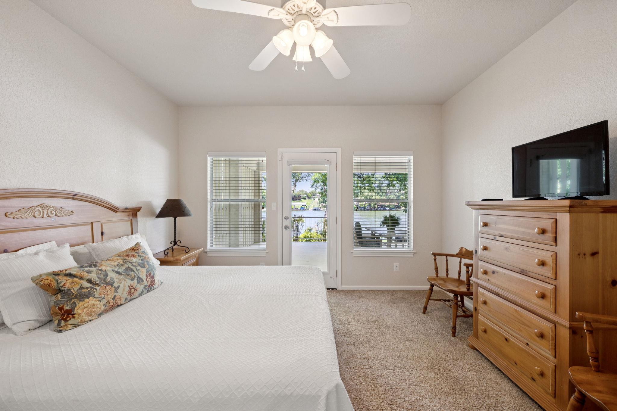 1113 E Zipp Rd, New Braunfels, TX 78130