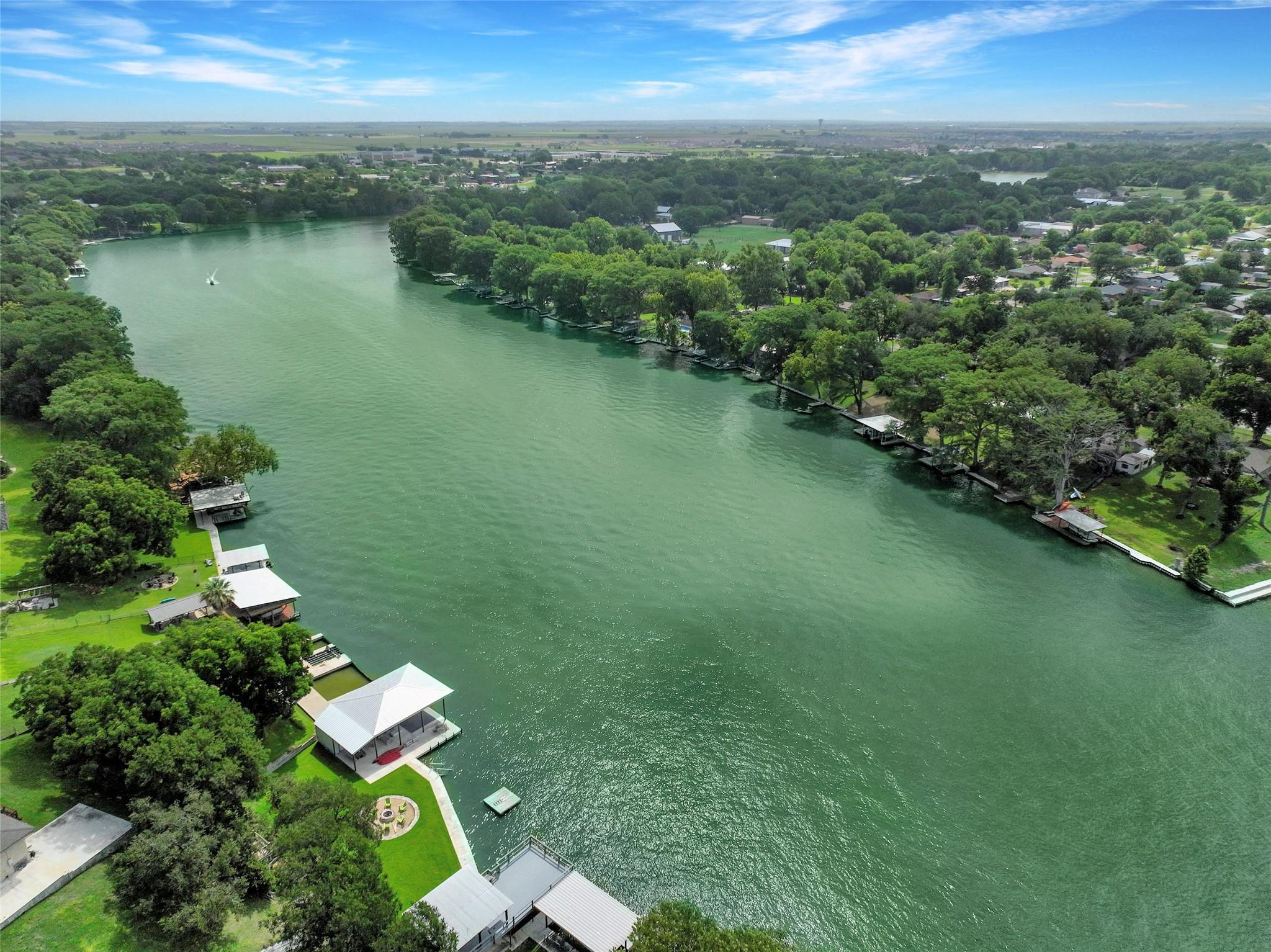 1113 E Zipp Rd, New Braunfels, TX 78130