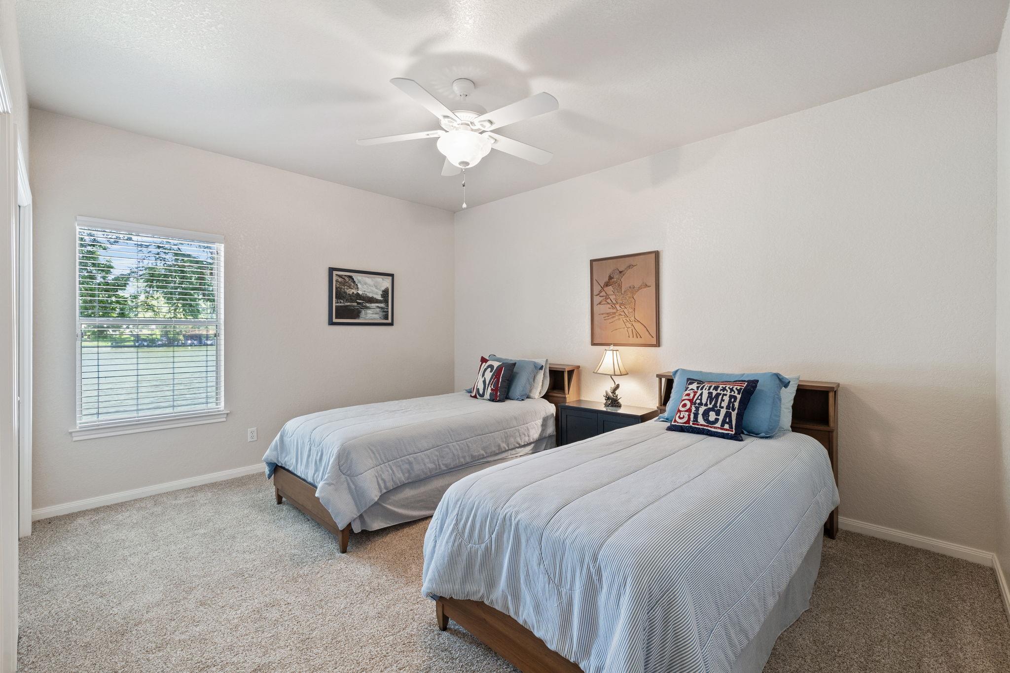 1113 E Zipp Rd, New Braunfels, TX 78130