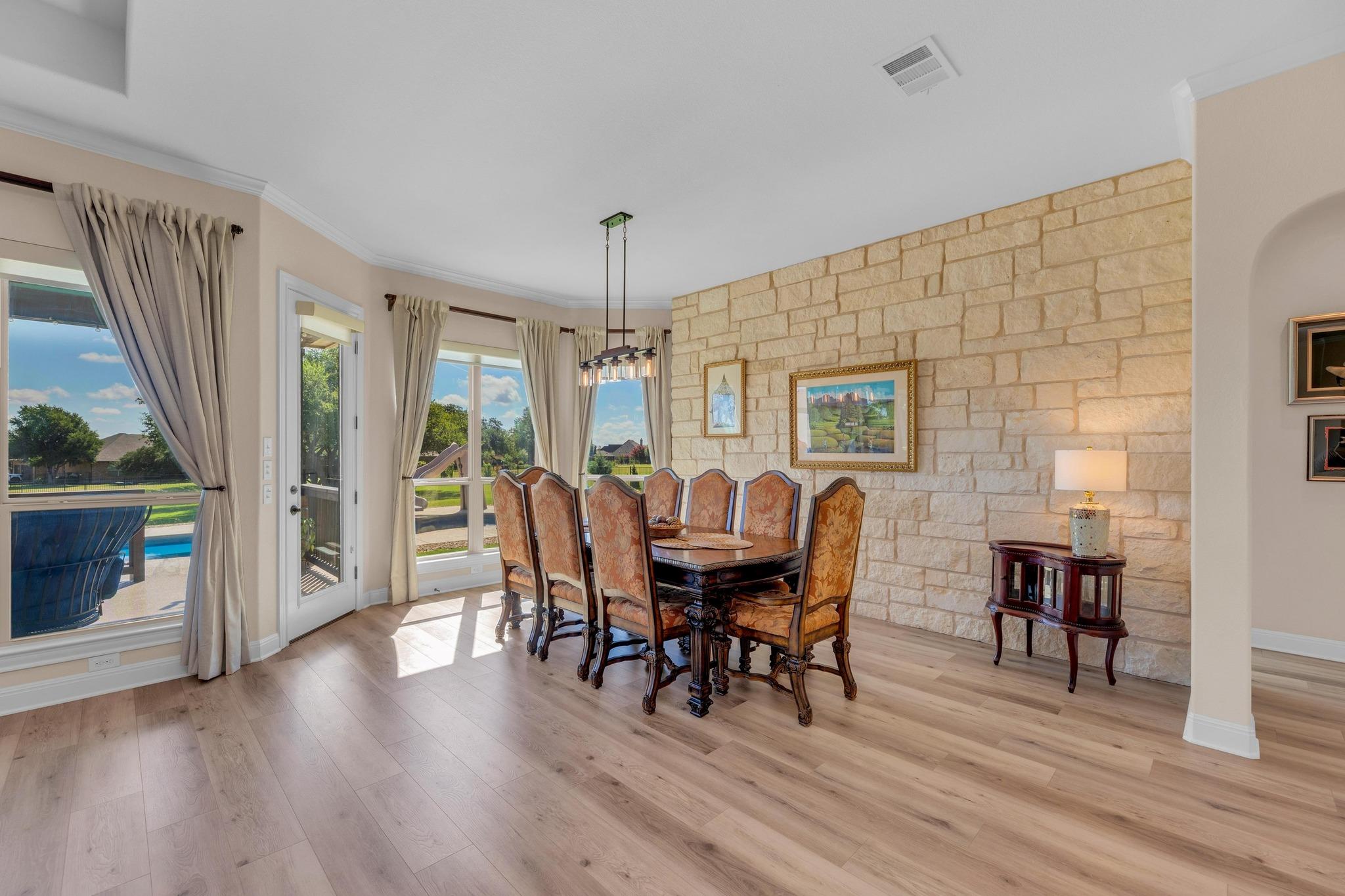 128 Claimjumper, Liberty Hill, TX 78642