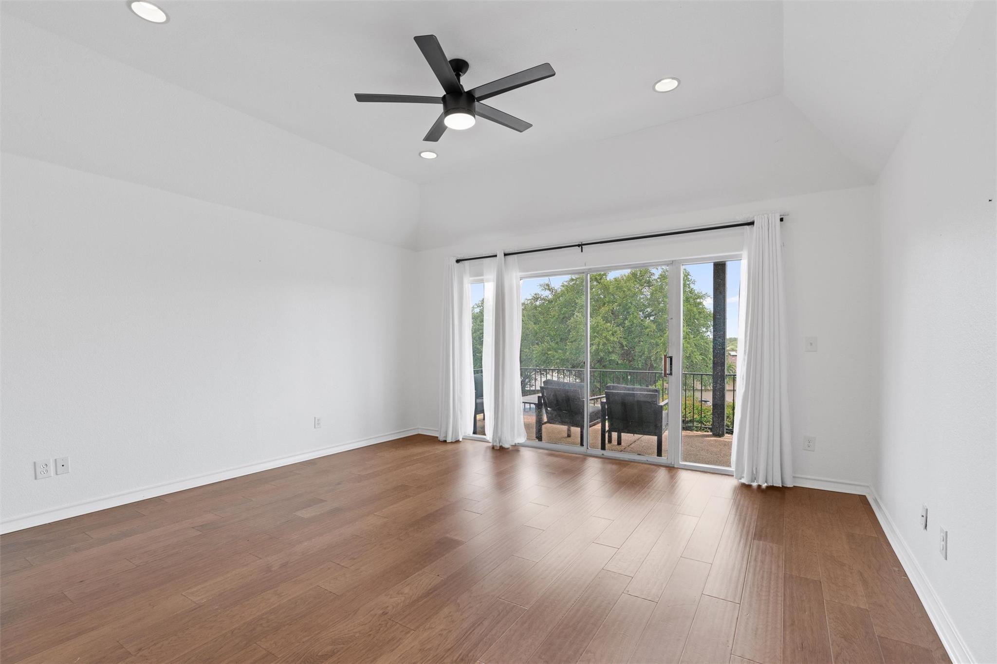 411 Seawind, Lakeway, TX 78734