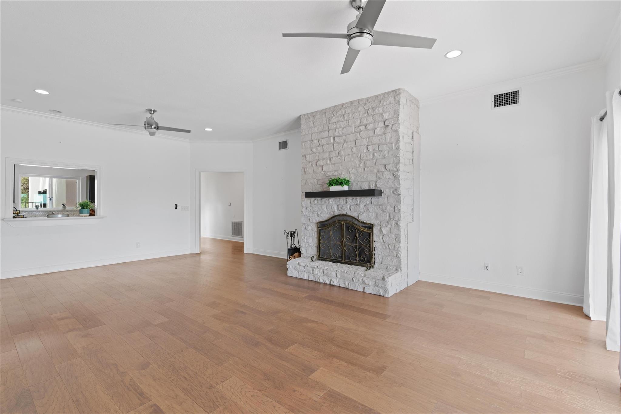 411 Seawind, Lakeway, TX 78734