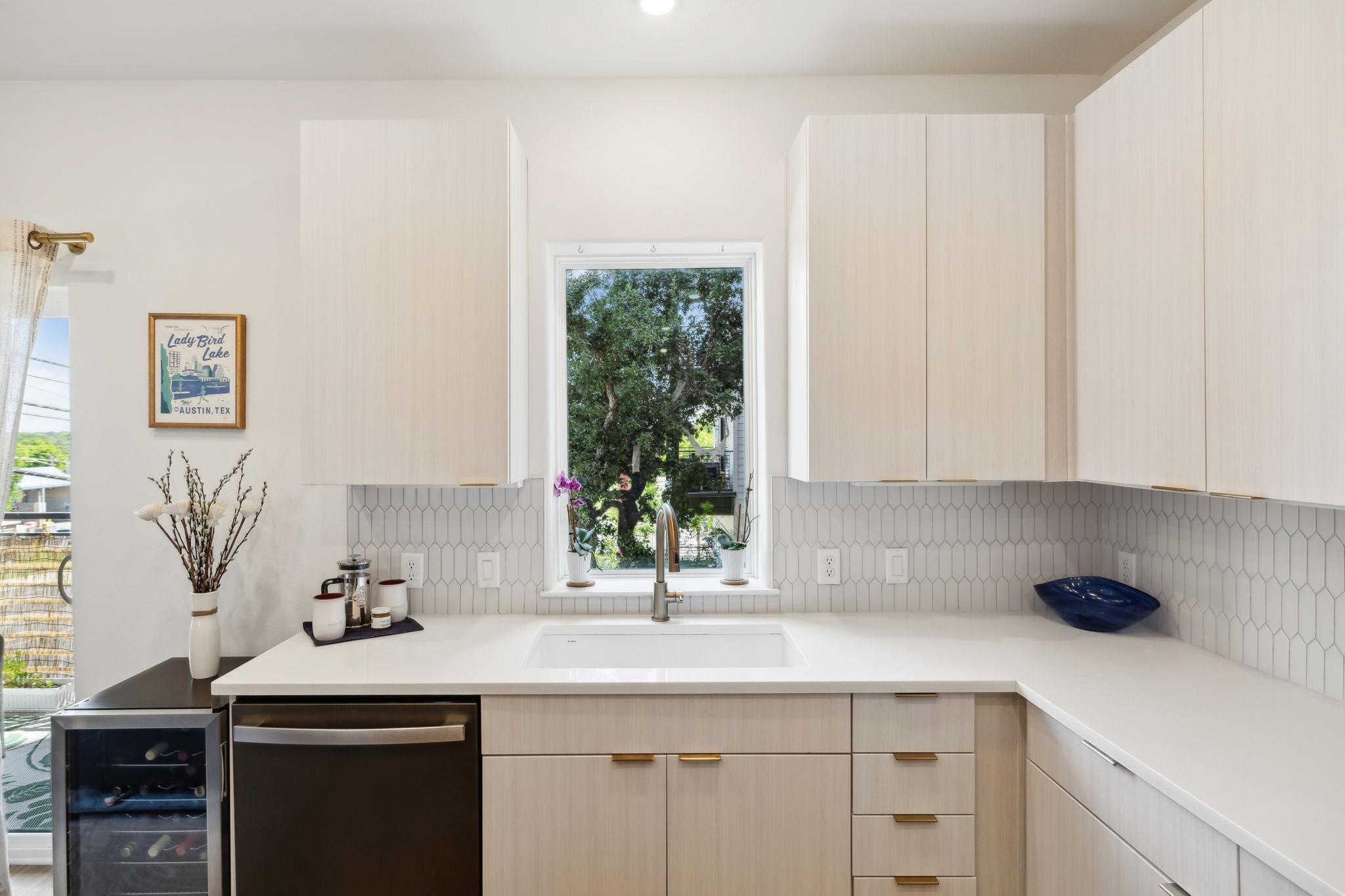 4802 S Congress Ave # 215, Austin, TX 78745