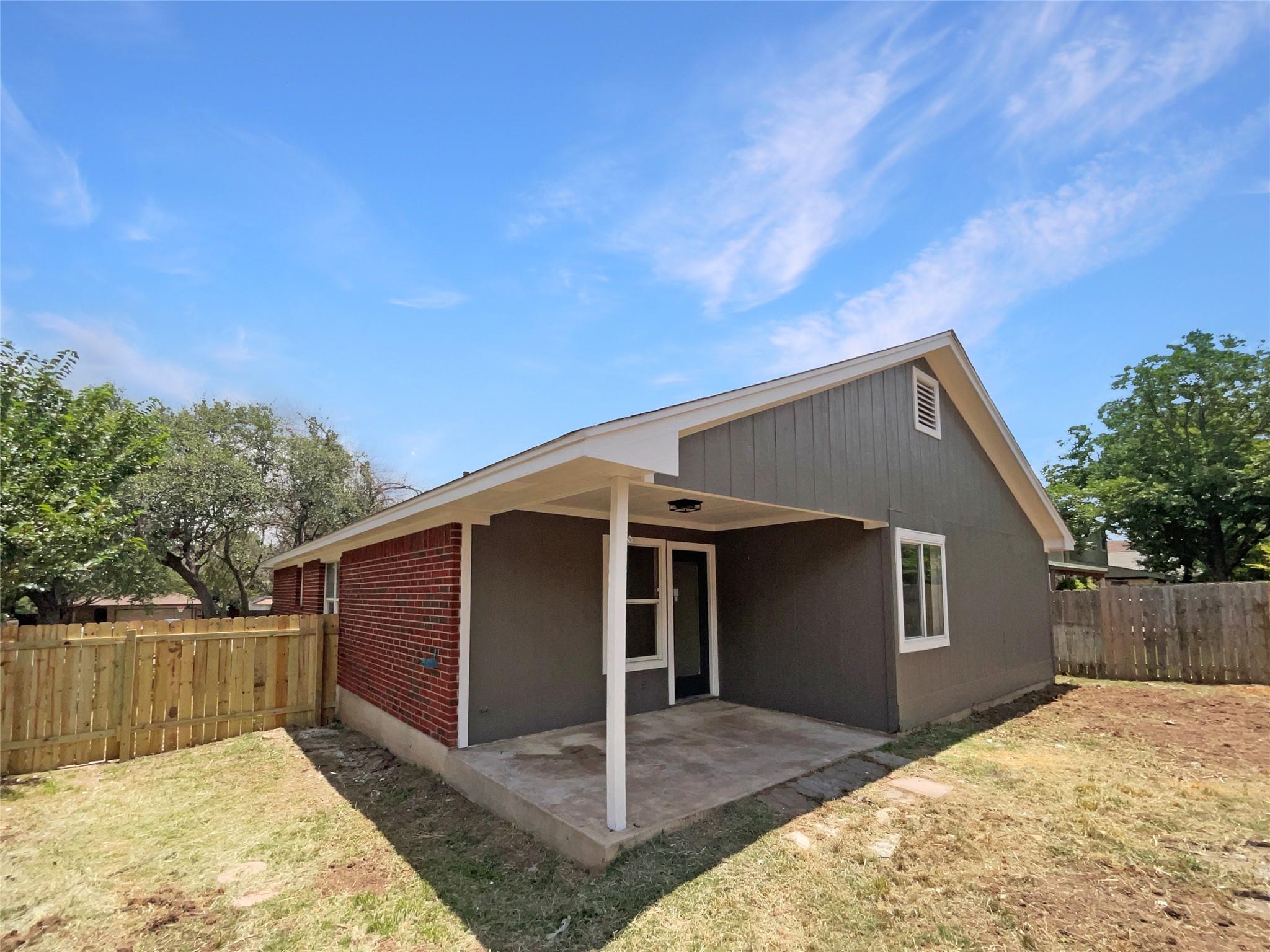 1207 Brashear Ln, Cedar Park, TX 78613