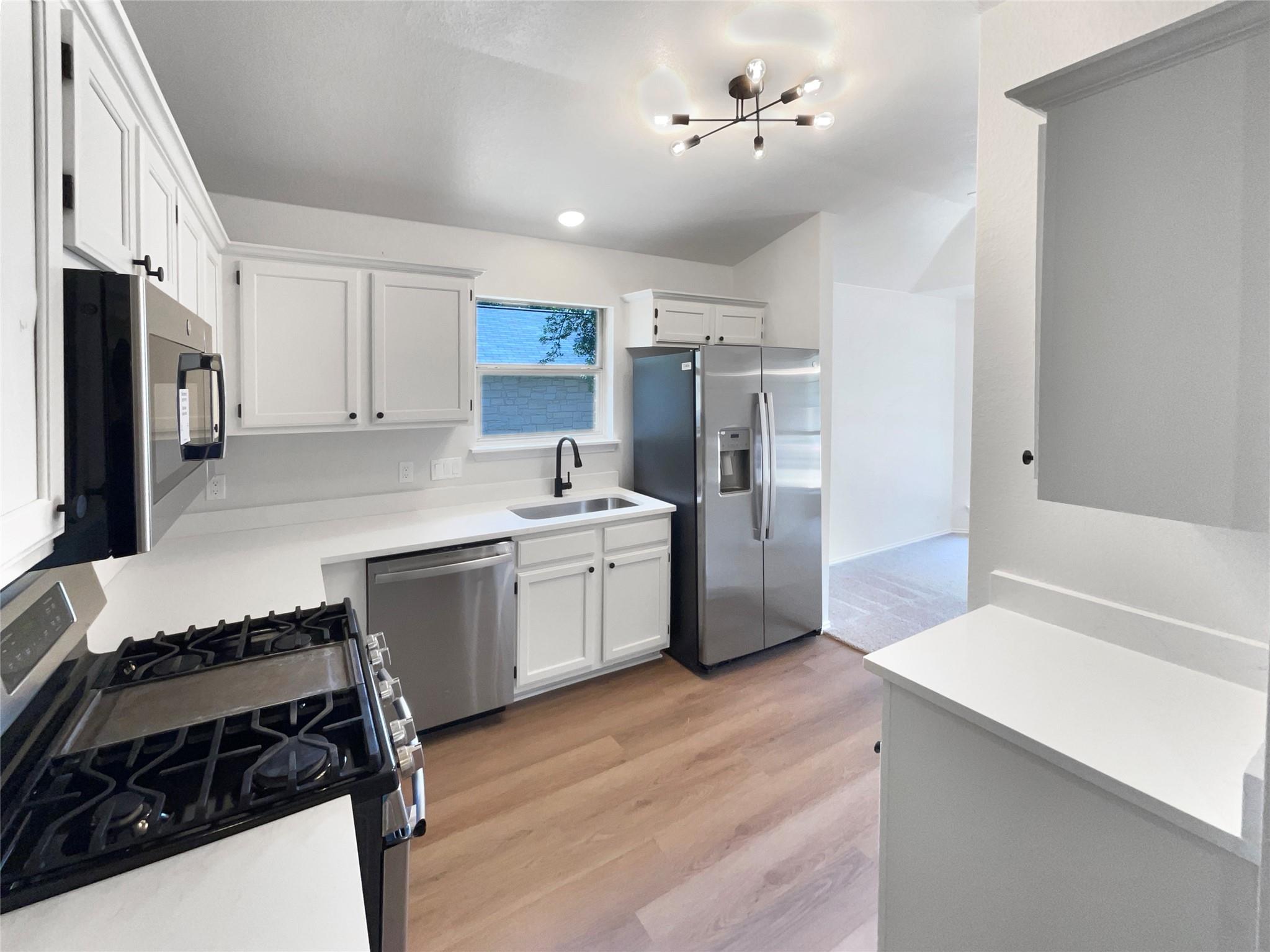 1207 Brashear Ln, Cedar Park, TX 78613