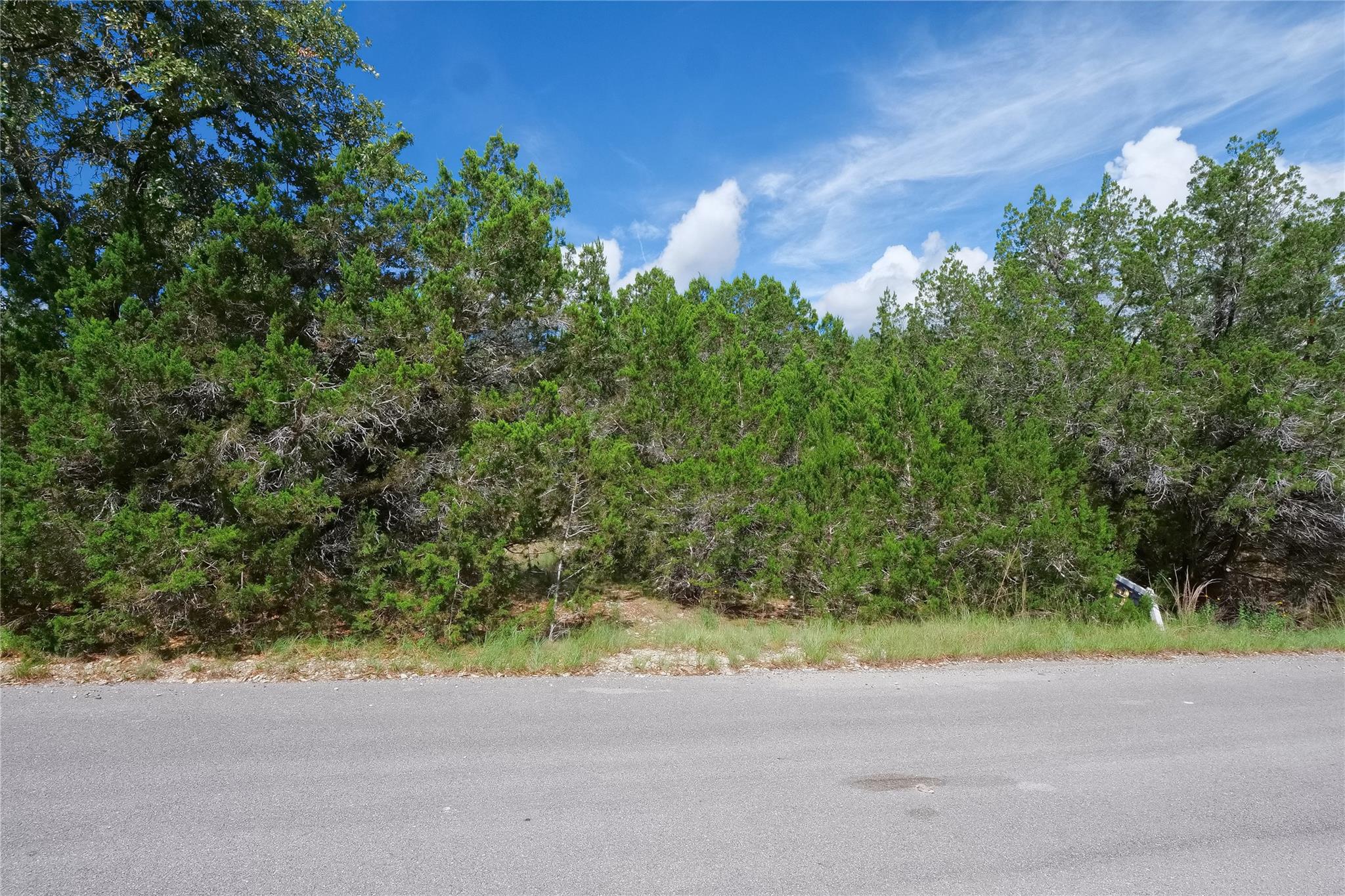 22312 Briarcliff Dr, Briarcliff, TX 78669