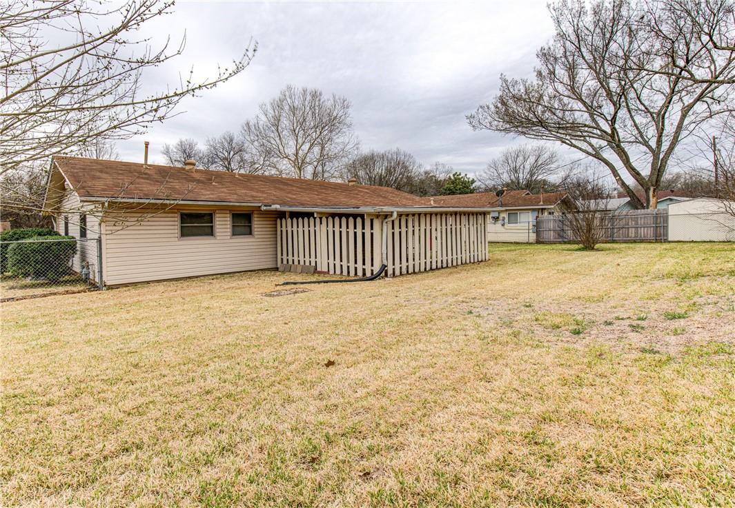 8424 Jamestown Dr, Austin, TX 78758