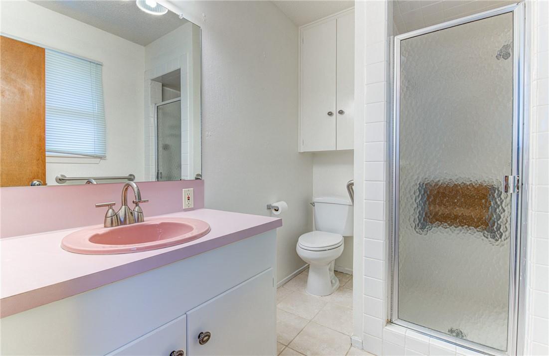 8424 Jamestown Dr, Austin, TX 78758