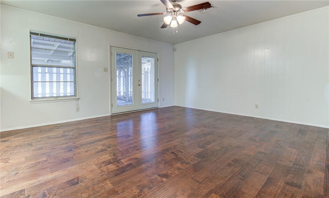 8424 Jamestown Dr, Austin, TX 78758