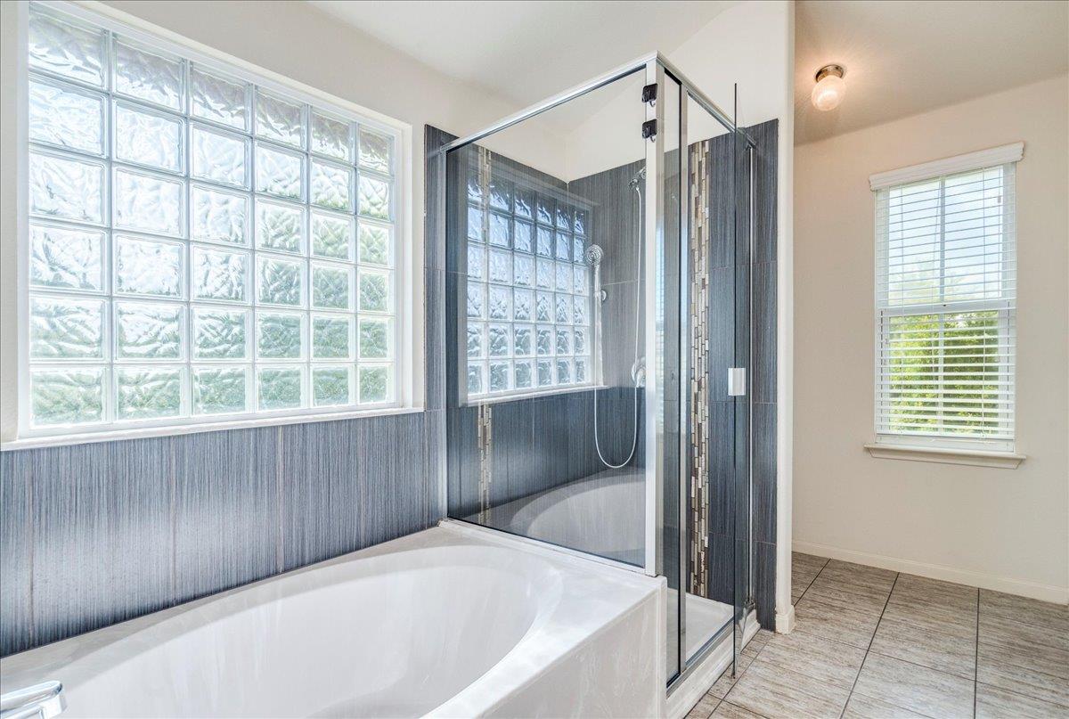 8601 Rock Pigeon Dr, Austin, TX 78729