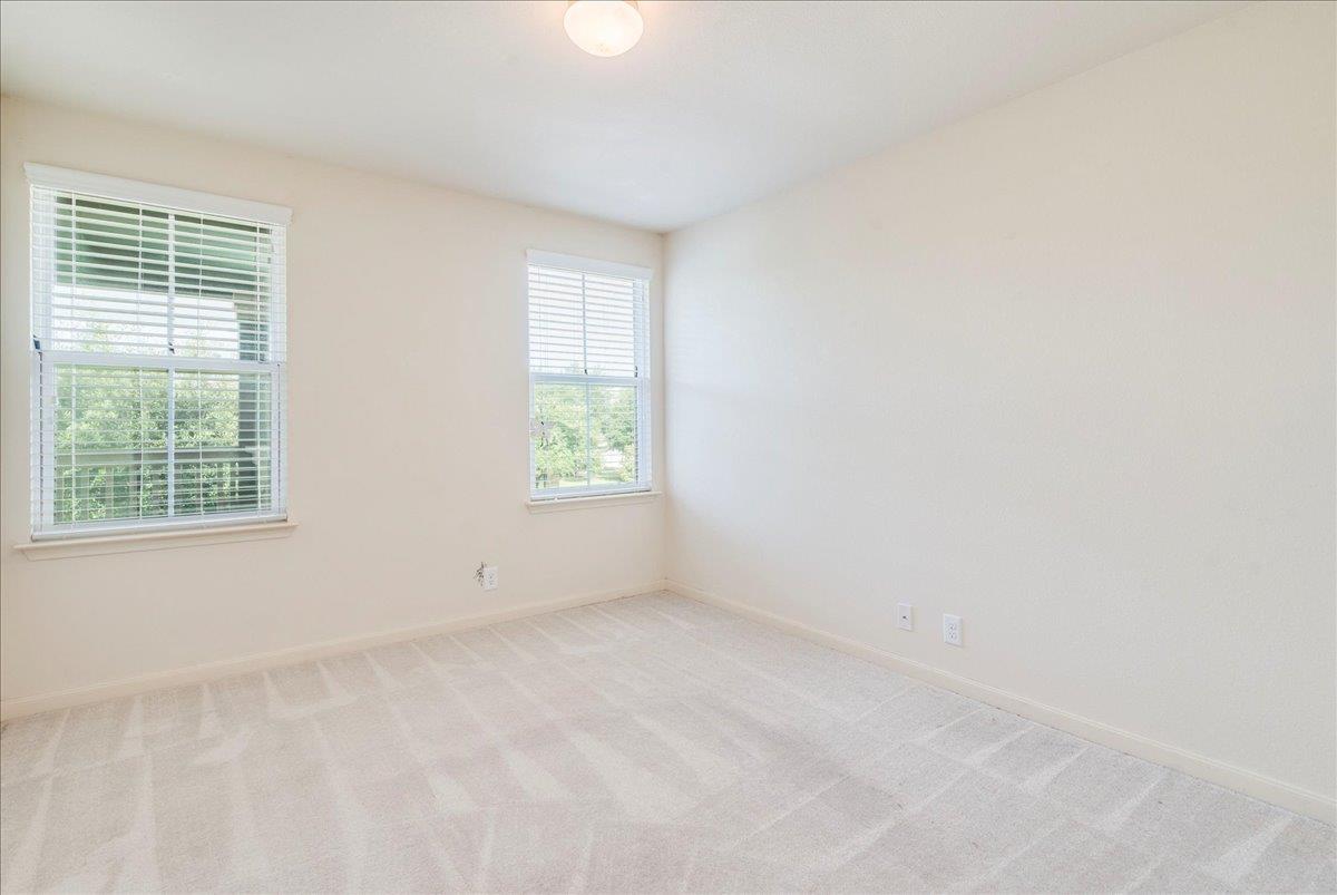 8601 Rock Pigeon Dr, Austin, TX 78729