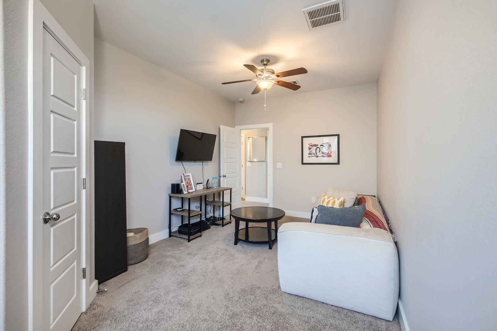 2407 Montague St, Austin, TX 78741