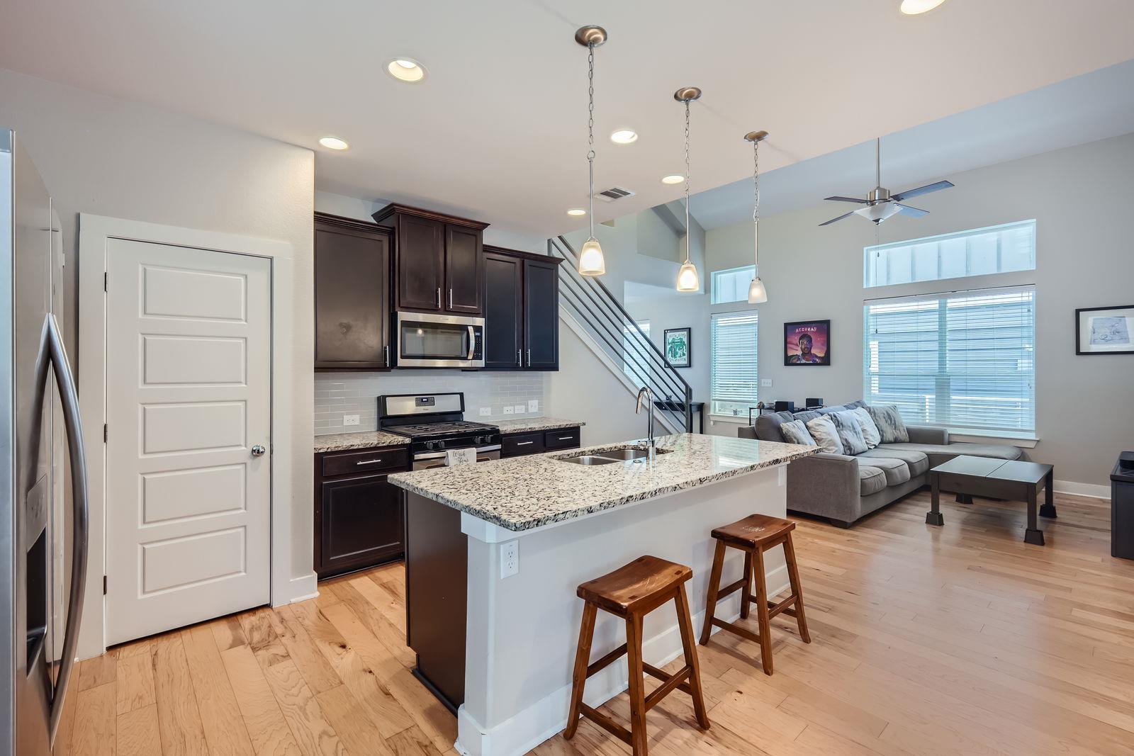 2407 Montague St, Austin, TX 78741