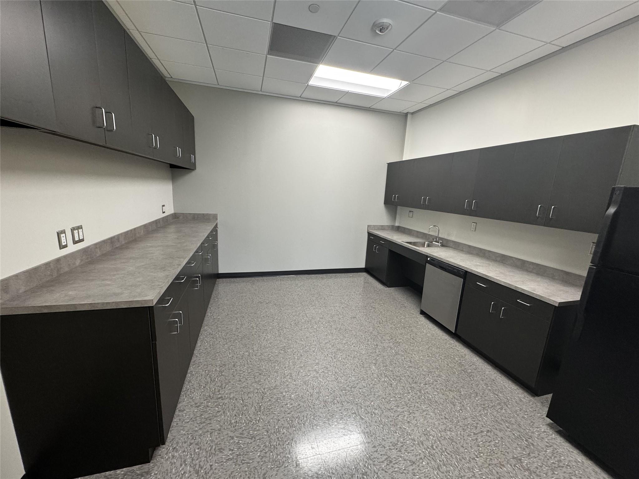 5920 W William Cannon Dr # 103, Austin, TX 78749