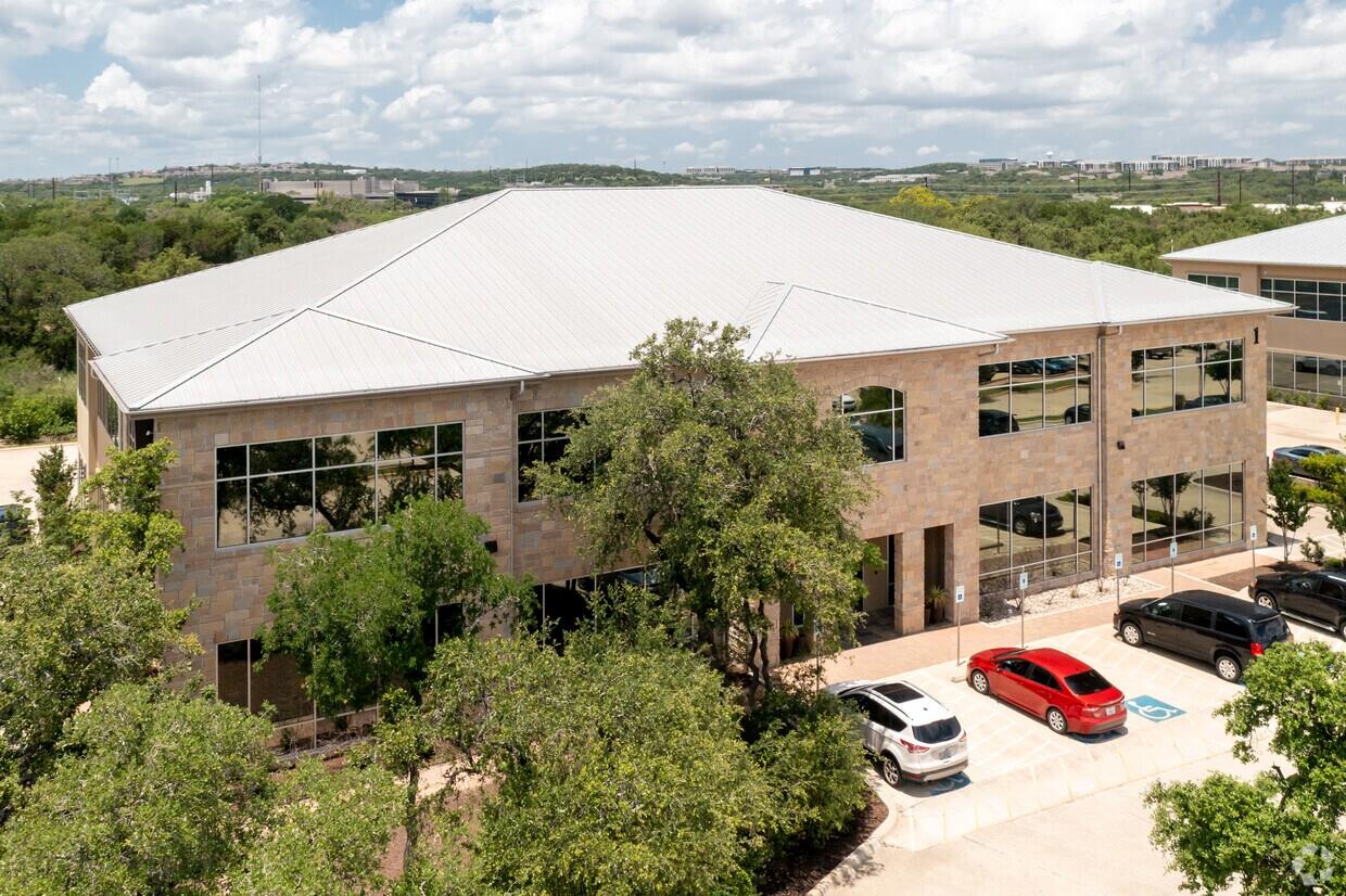 5920 W William Cannon Dr # 103, Austin, TX 78749