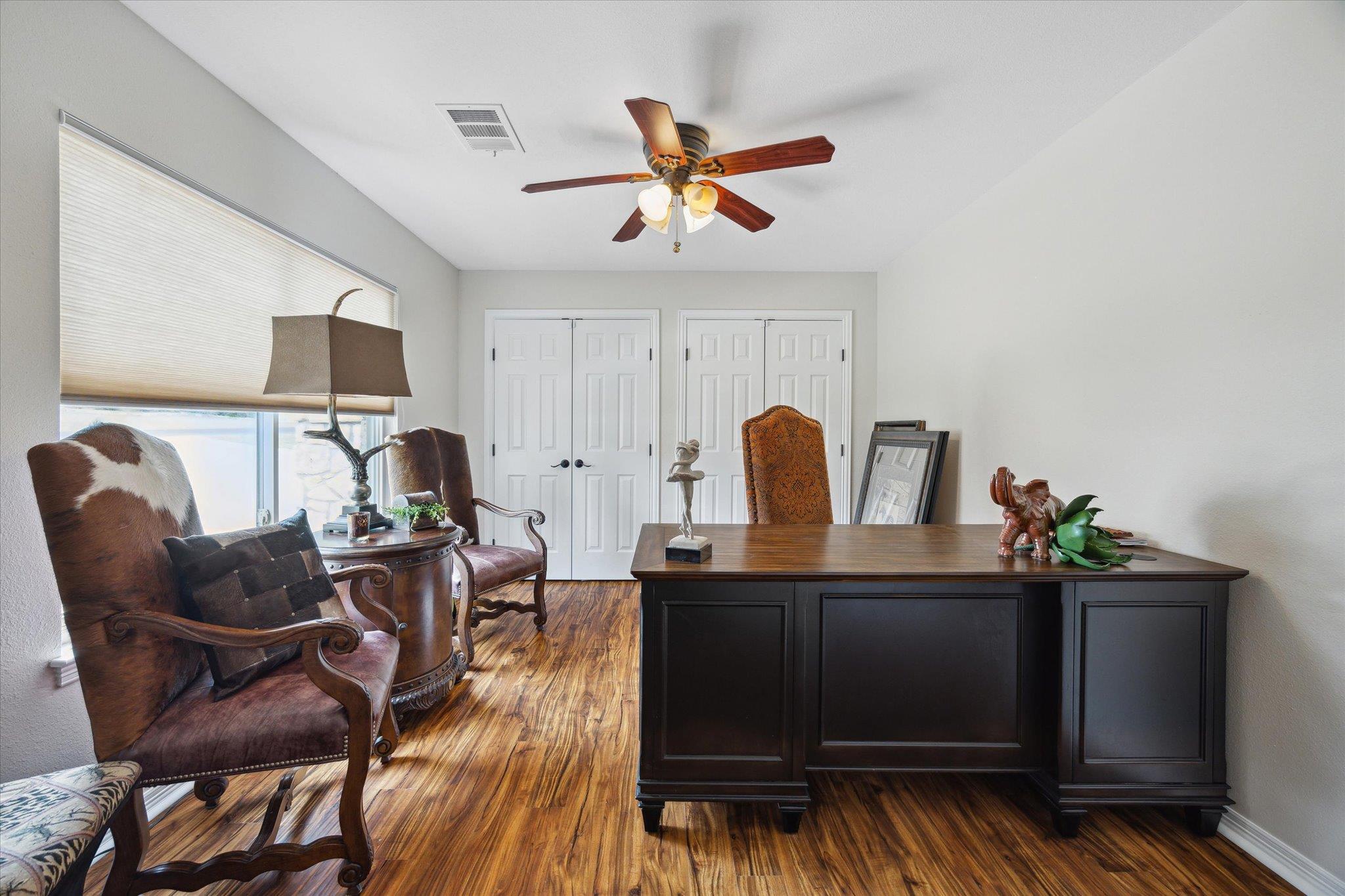 515 Wesley Ridge Dr, Spicewood, TX 78669