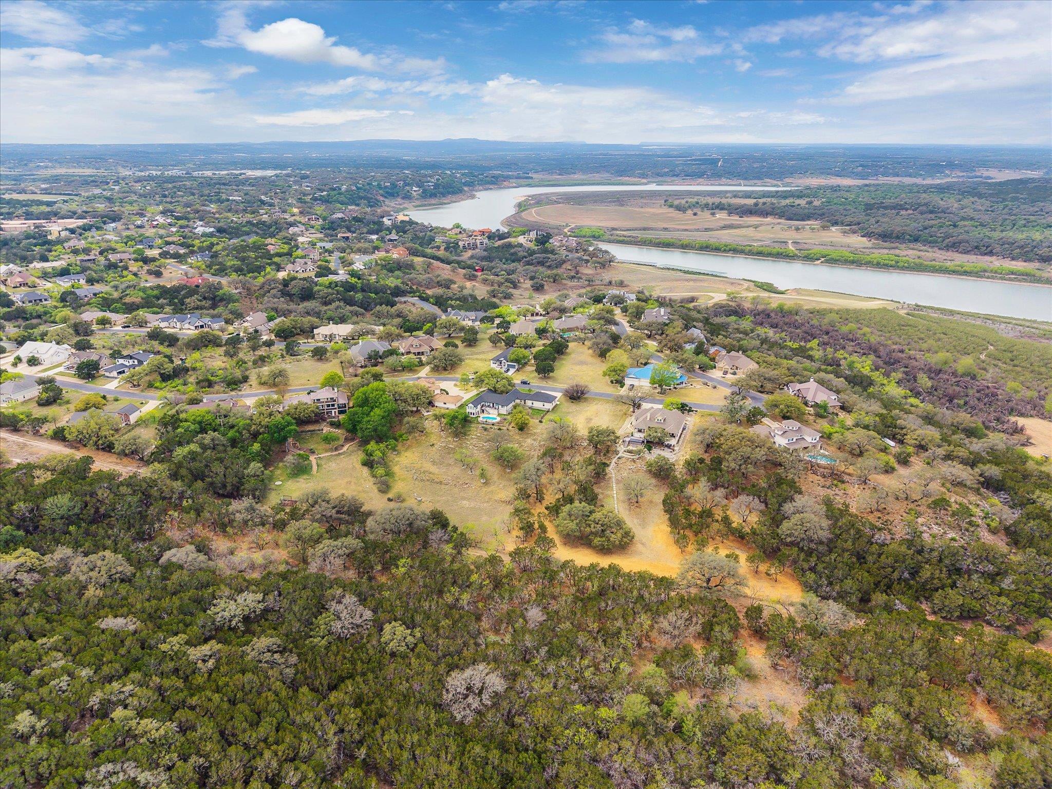 515 Wesley Ridge Dr, Spicewood, TX 78669