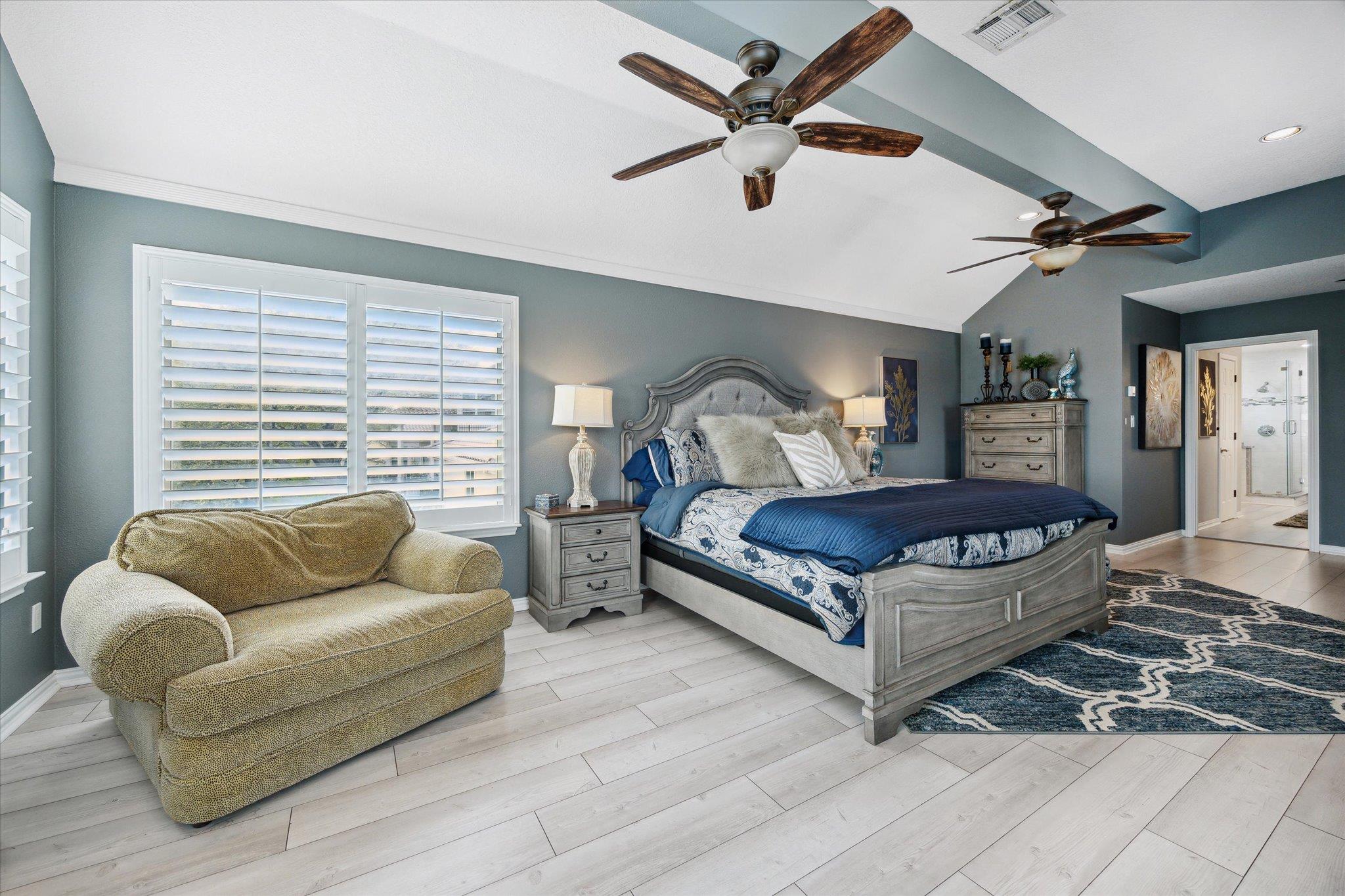 515 Wesley Ridge Dr, Spicewood, TX 78669