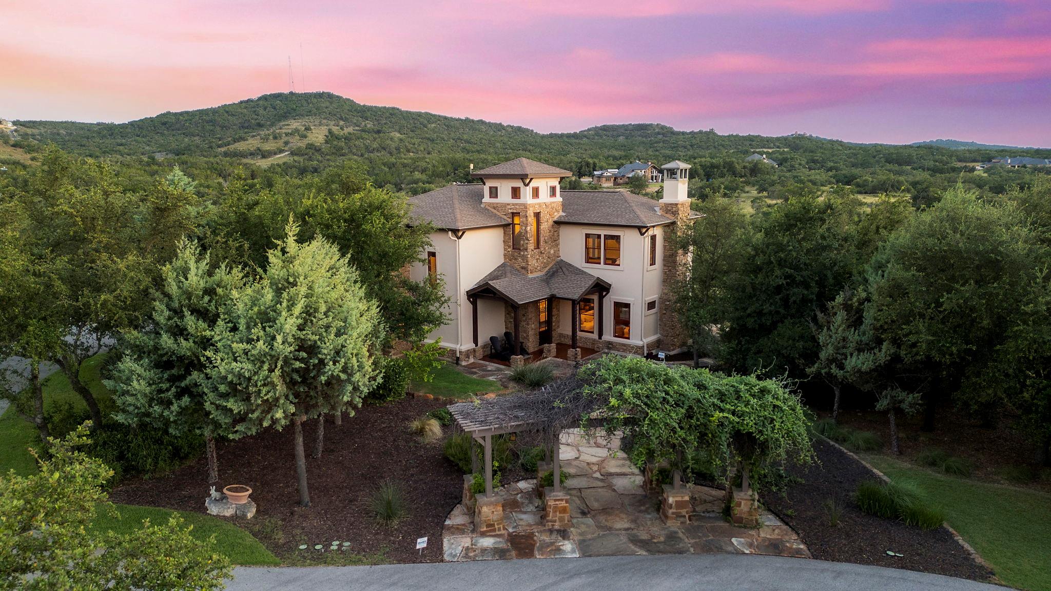 21311 Hamilton Pool Rd, Dripping Springs, TX 78620