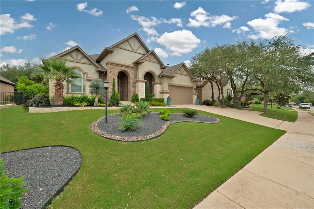 205 Lake Como Dr, Lakeway, TX 78734