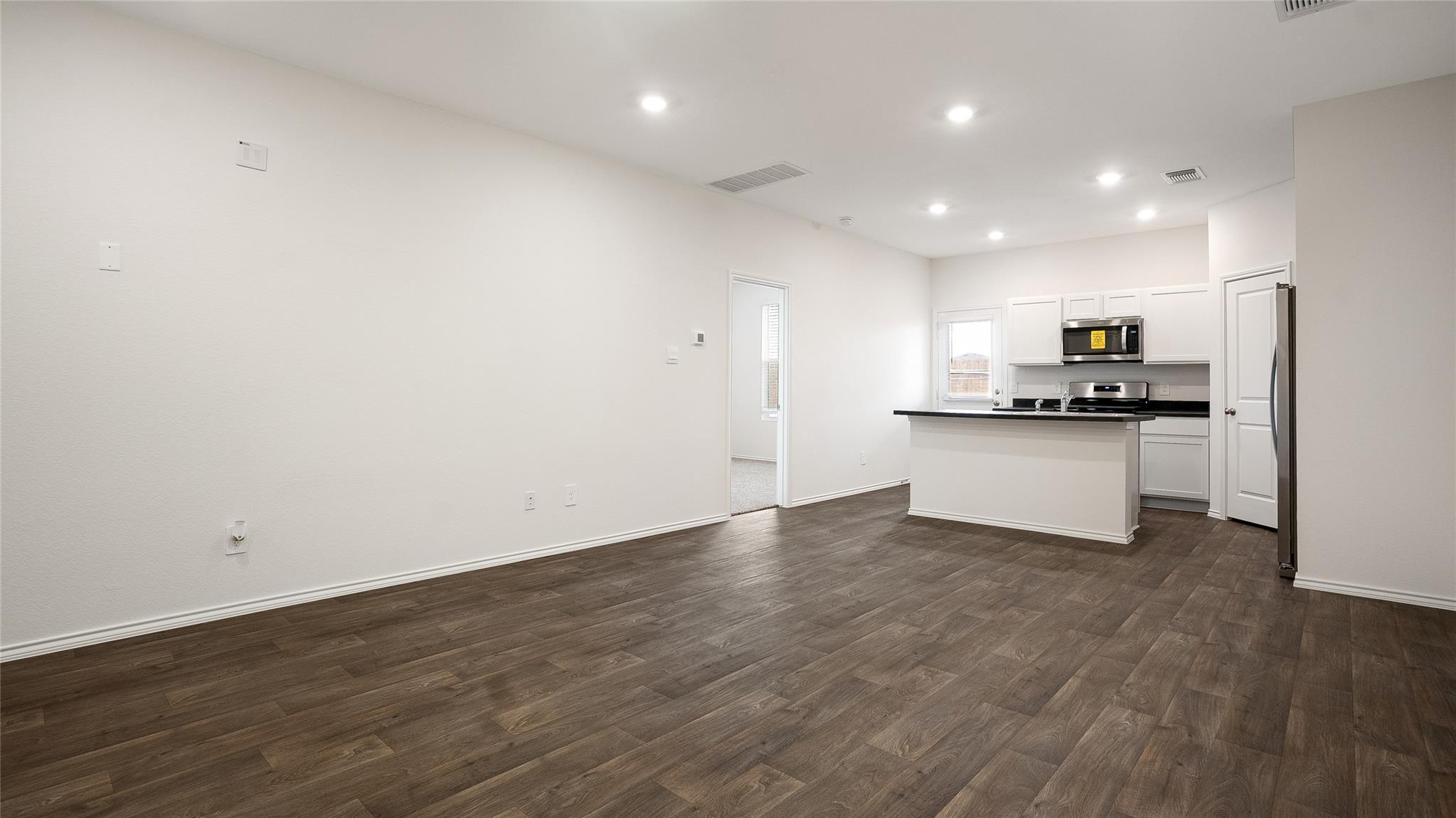 618-B Arnold Loop, Uhland, TX 78640