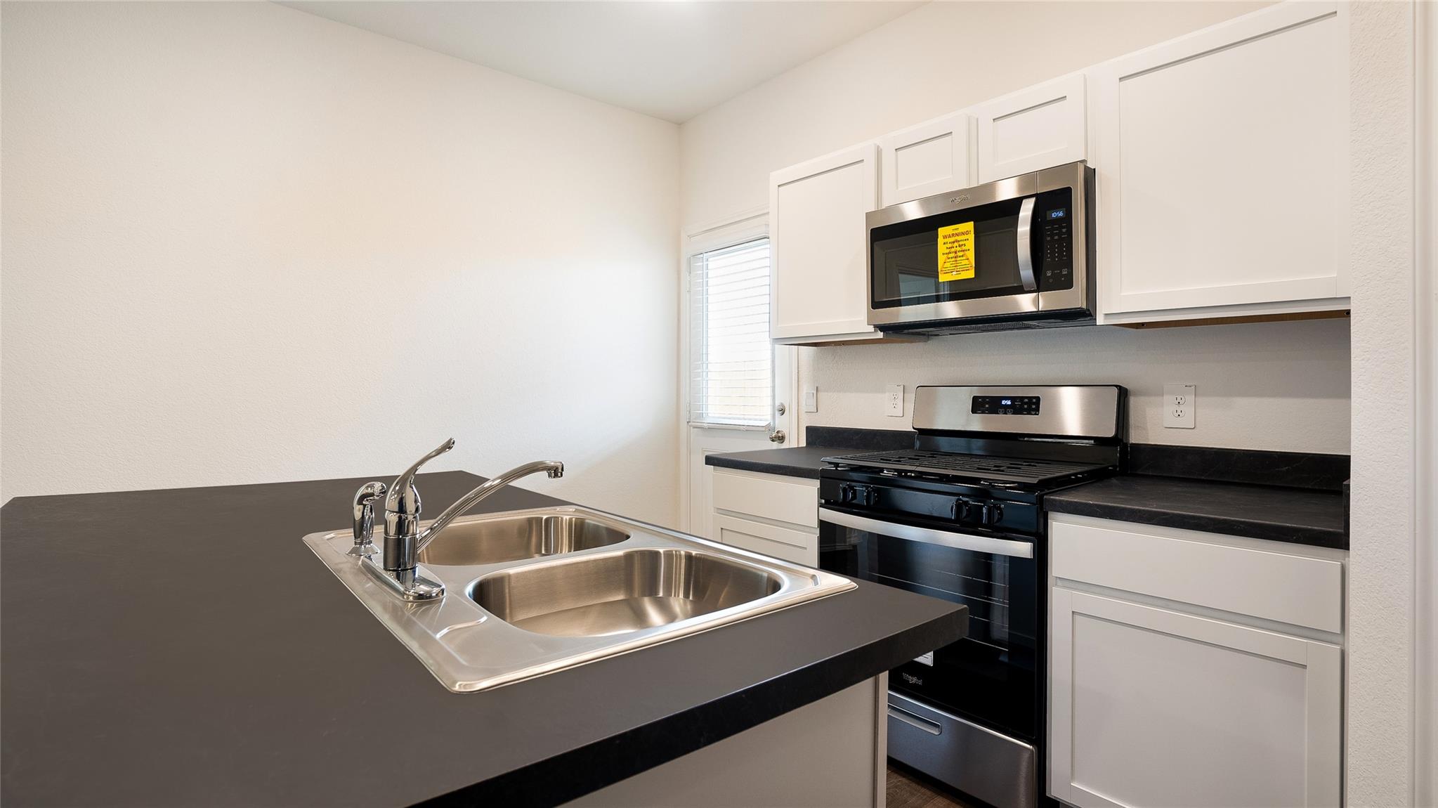 618-B Arnold Loop, Uhland, TX 78640