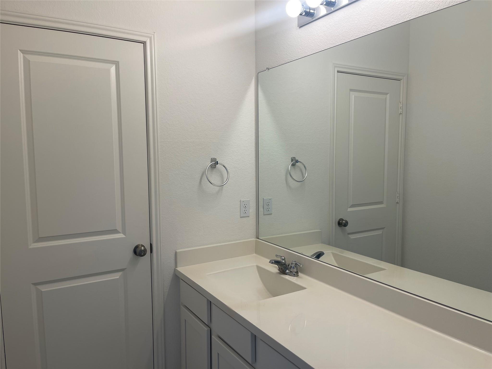 208 Montauk Loop, Georgetown, TX 78628