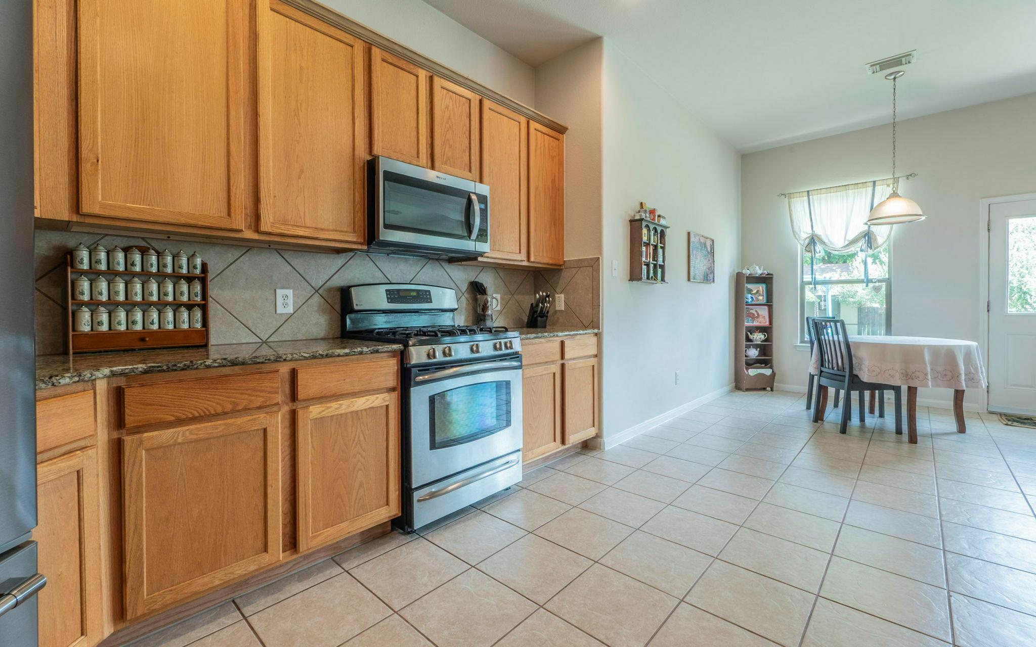 5013 Sendero Springs Dr, Round Rock, TX 78681