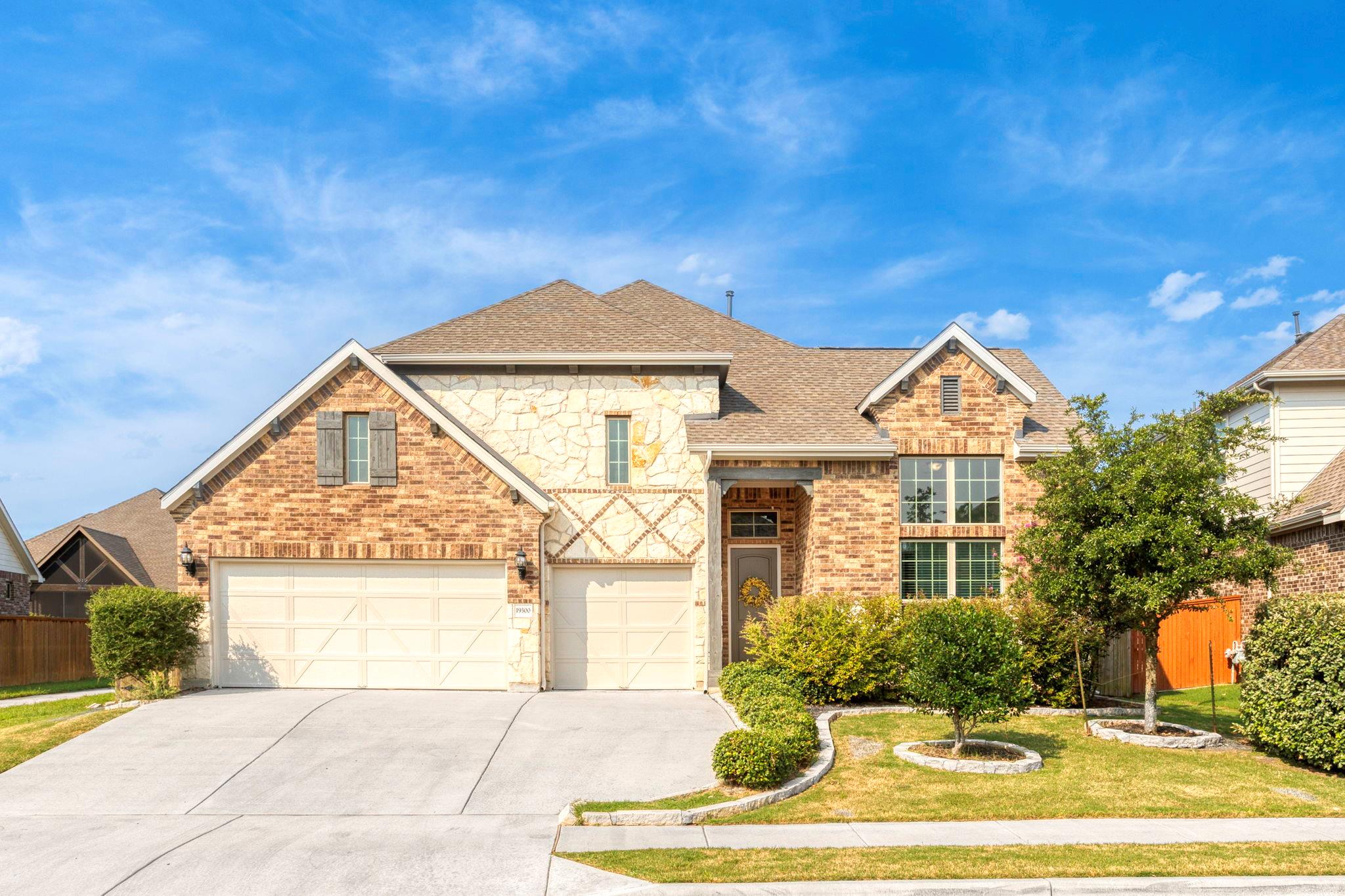 19300 Tristan Stone Dr, Pflugerville, TX 78660