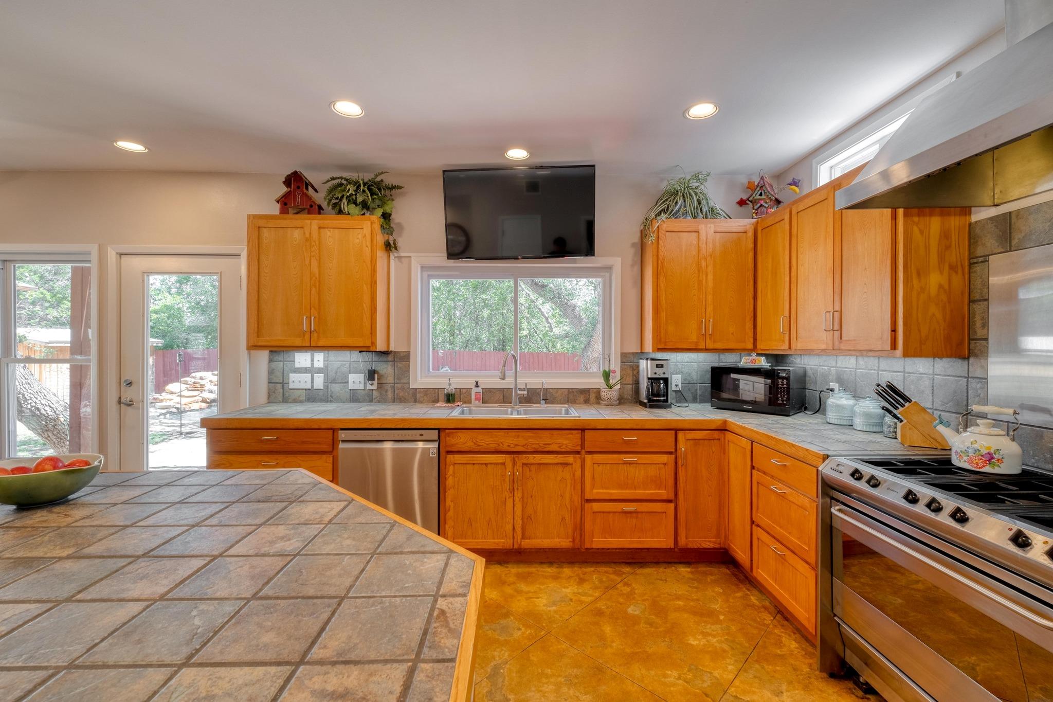 7600 Deer Run, Leander, TX 78641