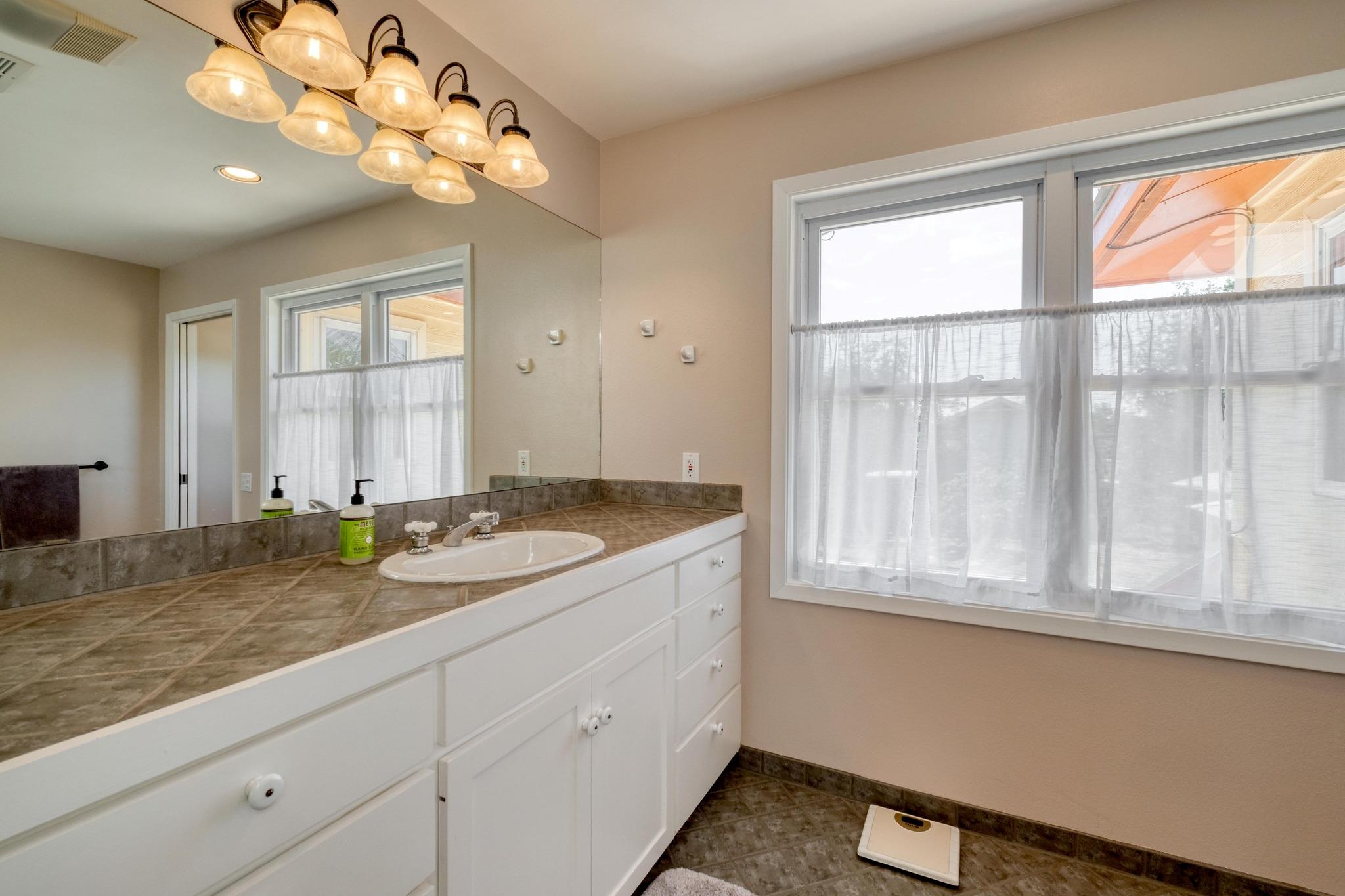 7600 Deer Run, Leander, TX 78641