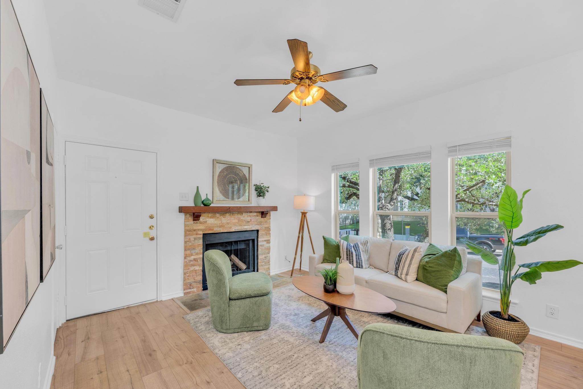 2414 Longview St # 101, Austin, TX 78705