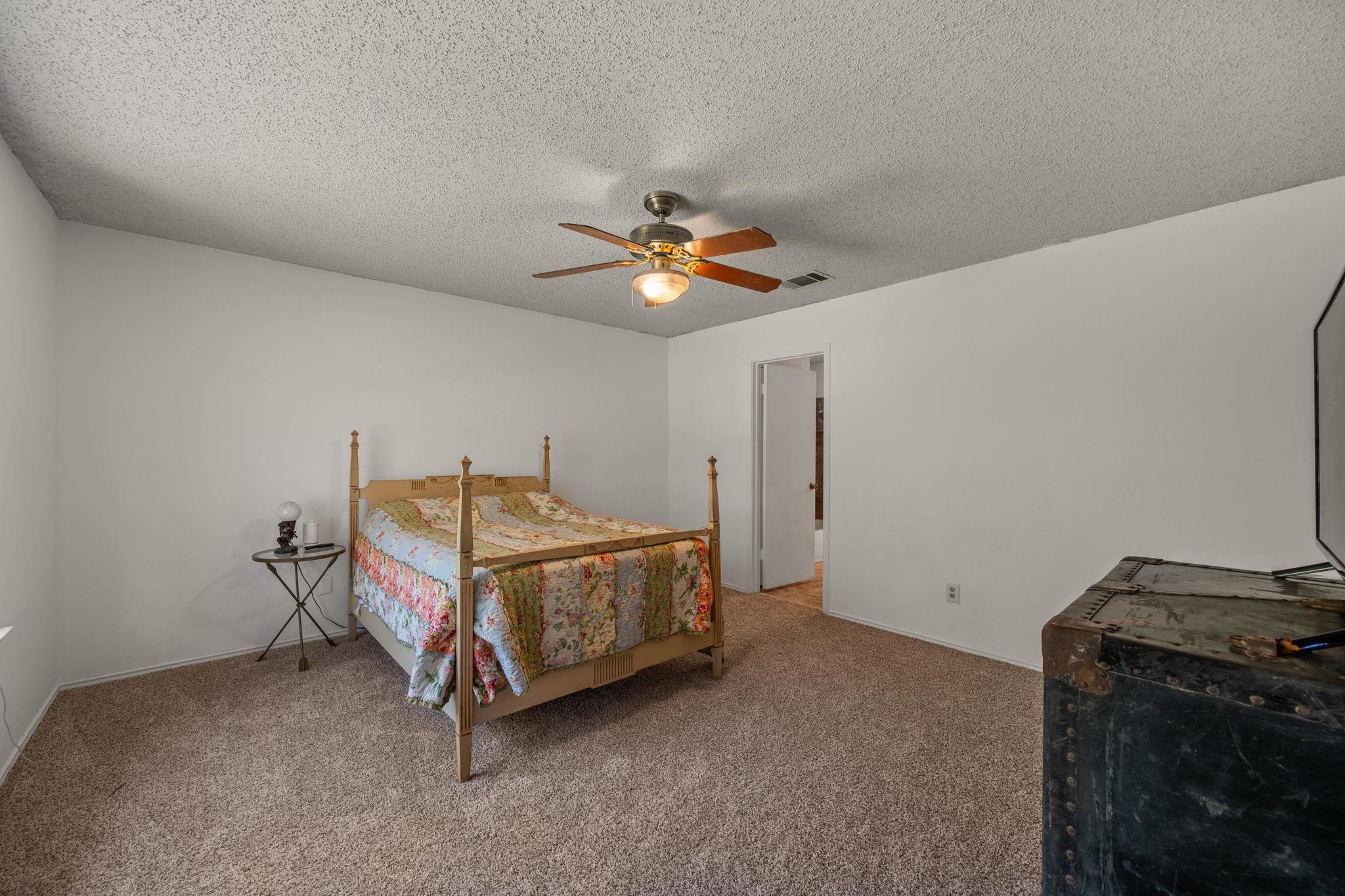 10429 Hess Dr, Austin, TX 78748