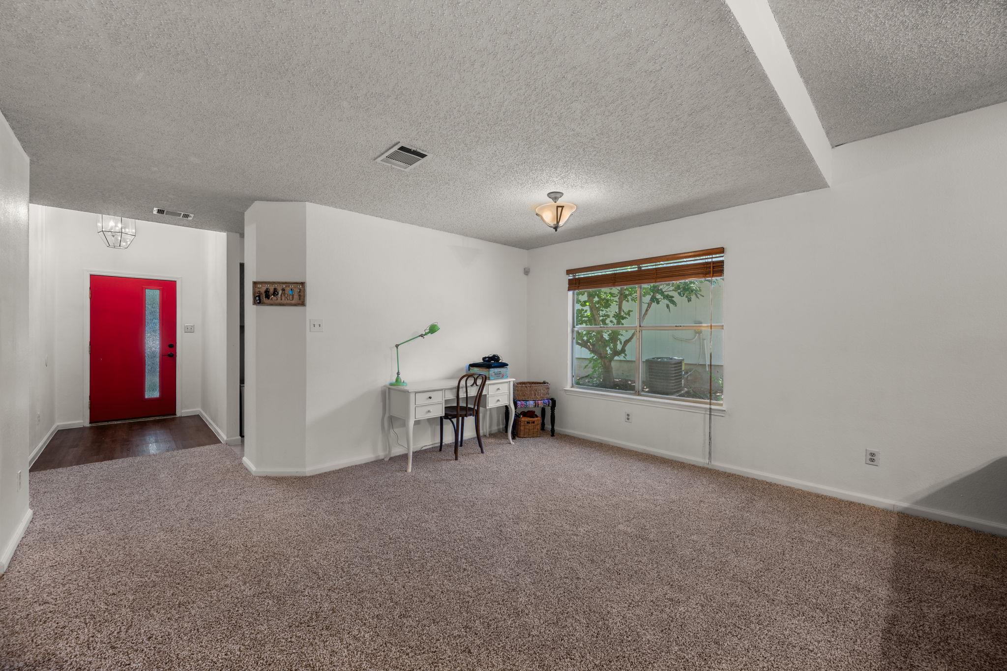 10429 Hess Dr, Austin, TX 78748