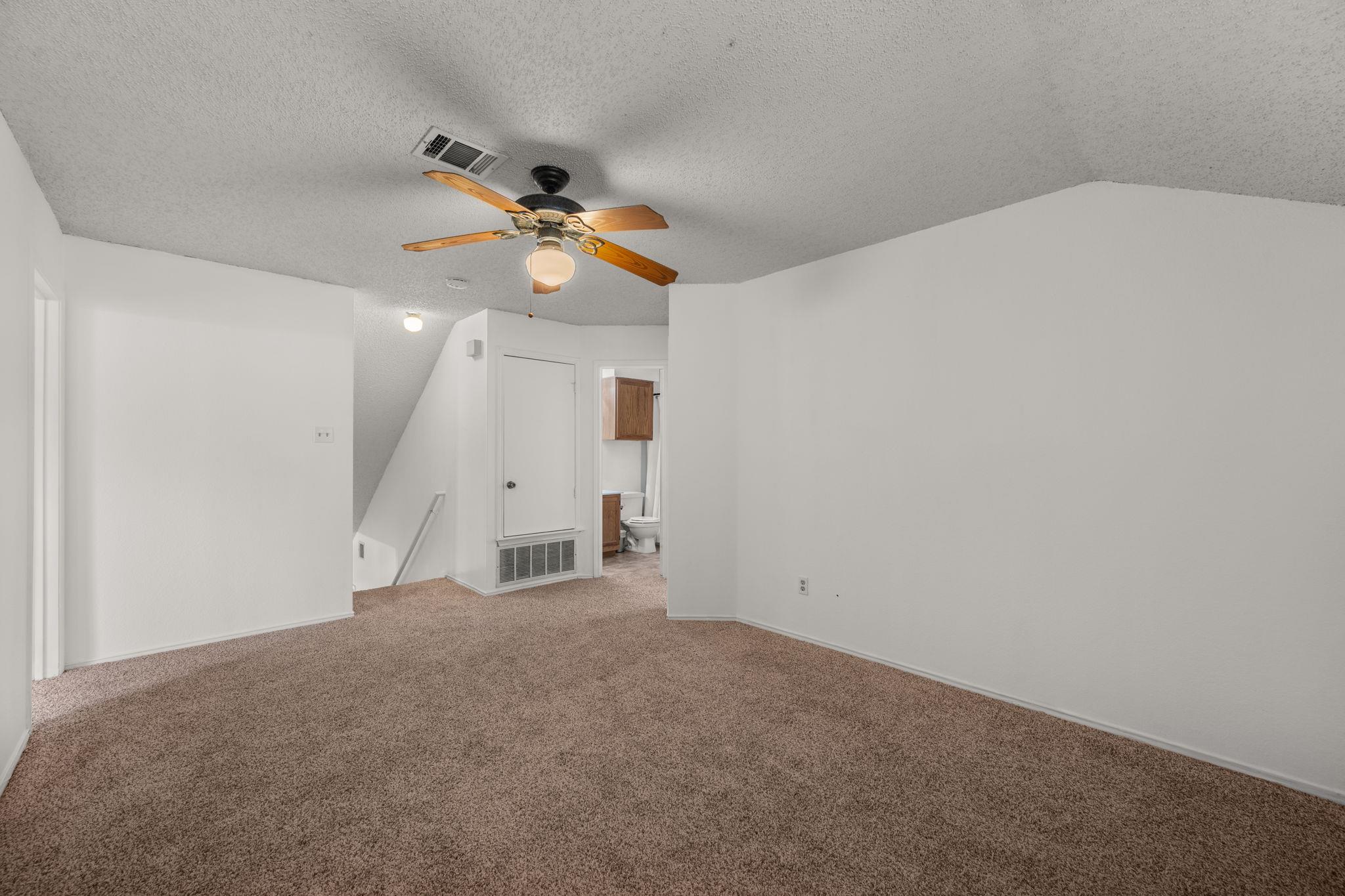 10429 Hess Dr, Austin, TX 78748